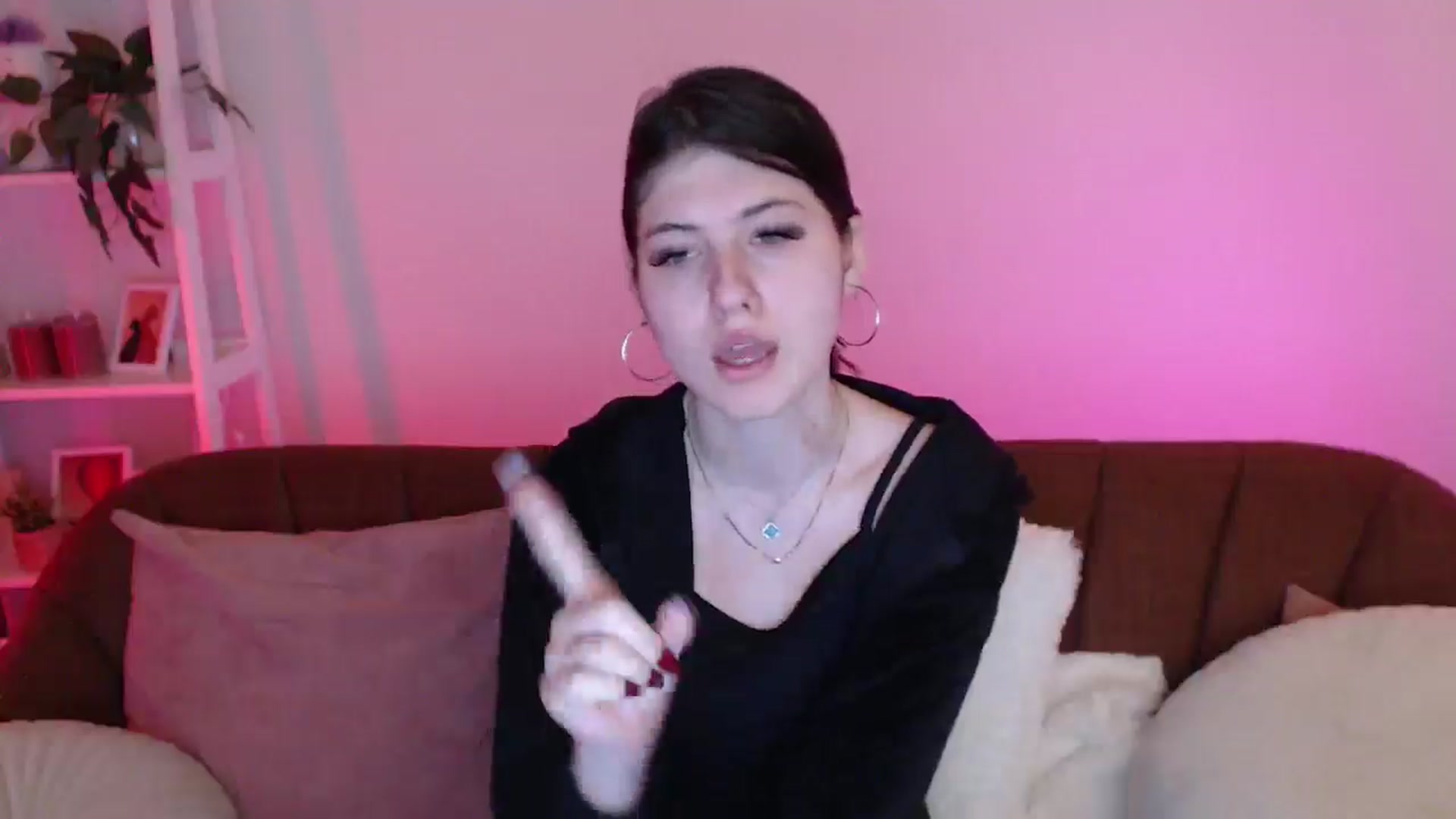 Gallery image thumbnail from AlisaElmers's myfreecams stream on, 04/12/2026, 12:50 image 12 of 20