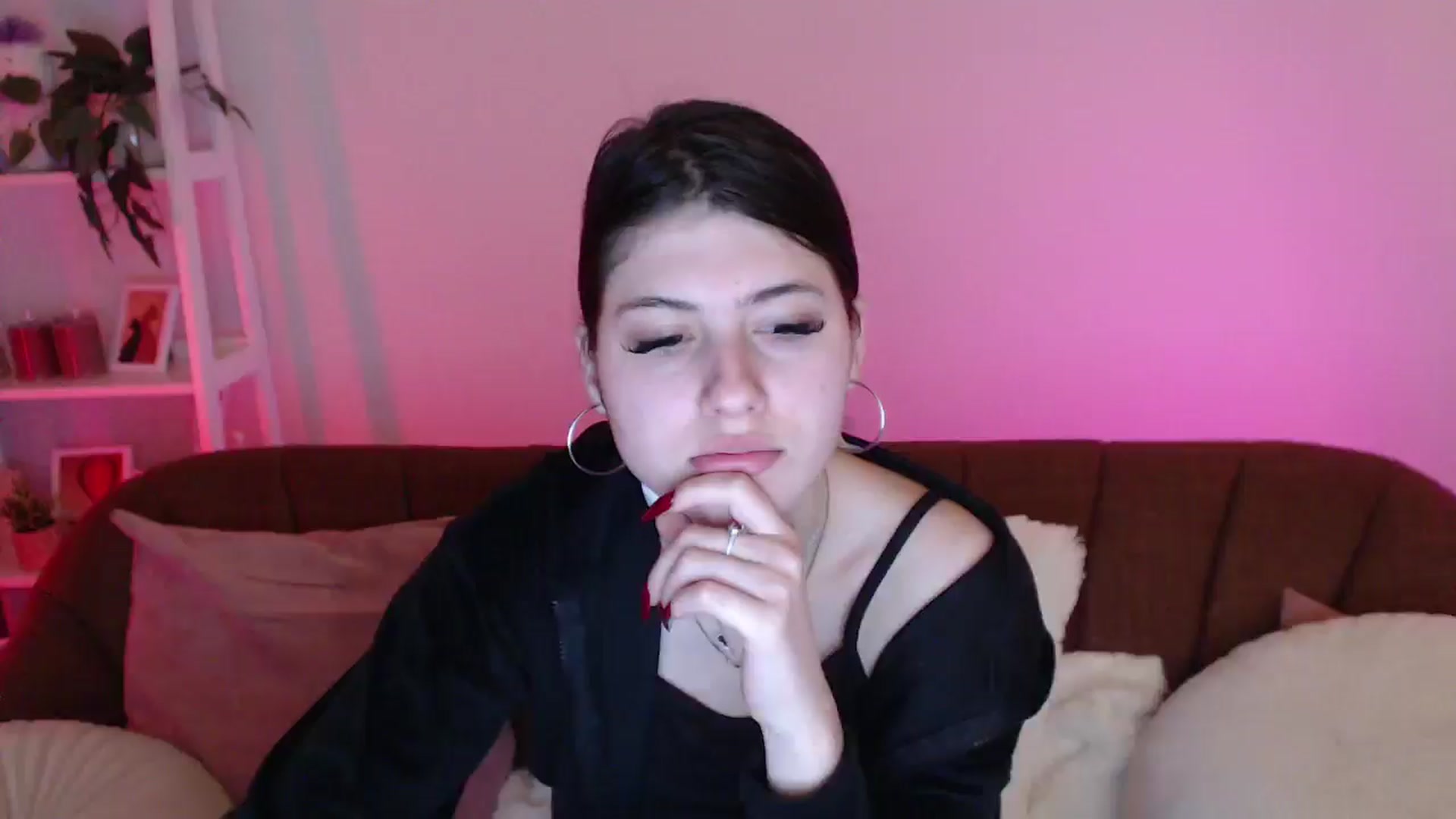 Gallery image thumbnail from AlisaElmers's myfreecams stream on, 04/12/2026, 12:50 image 15 of 20