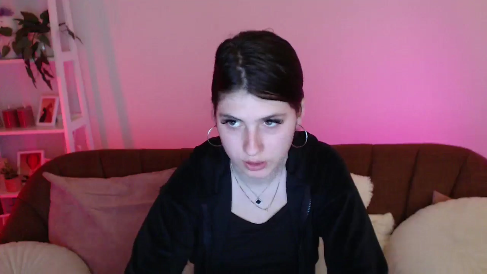 Gallery image thumbnail from AlisaElmers's myfreecams stream on, 04/12/2026, 13:47 image 6 of 20