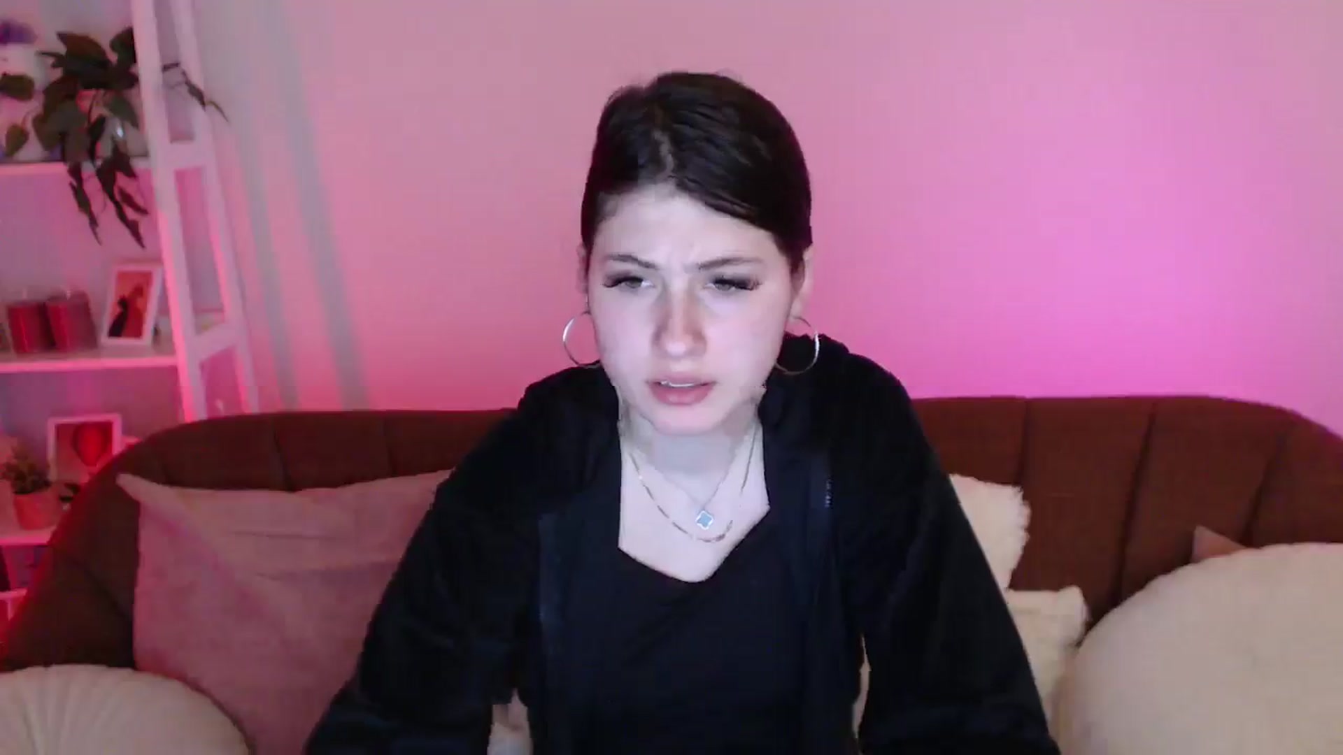 Gallery image thumbnail from AlisaElmers's myfreecams stream on, 04/12/2026, 13:47 image 3 of 20