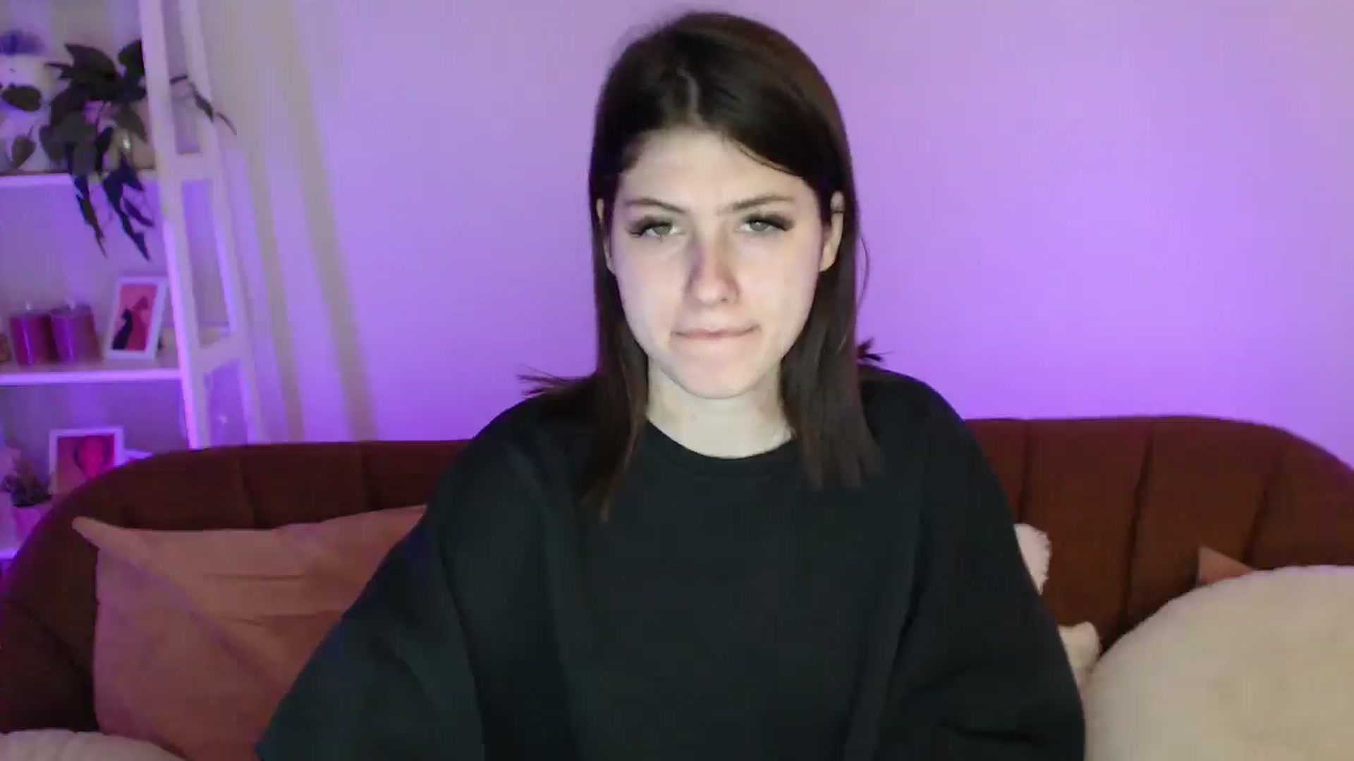 Gallery image thumbnail from AlisaElmers's myfreecams stream on, 04/13/2026, 09:47 image 18 of 20