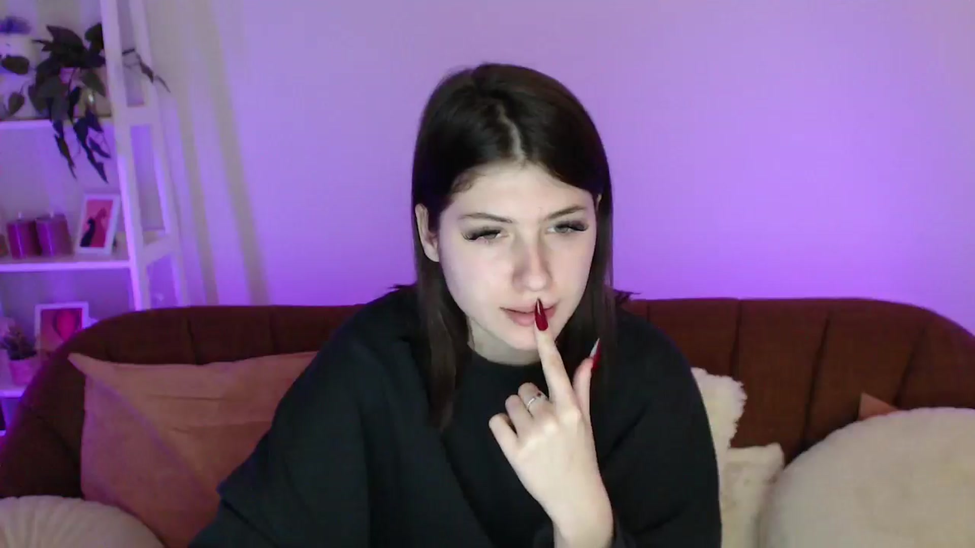 Gallery image thumbnail from AlisaElmers's myfreecams stream on, 04/13/2026, 10:33 image 18 of 20