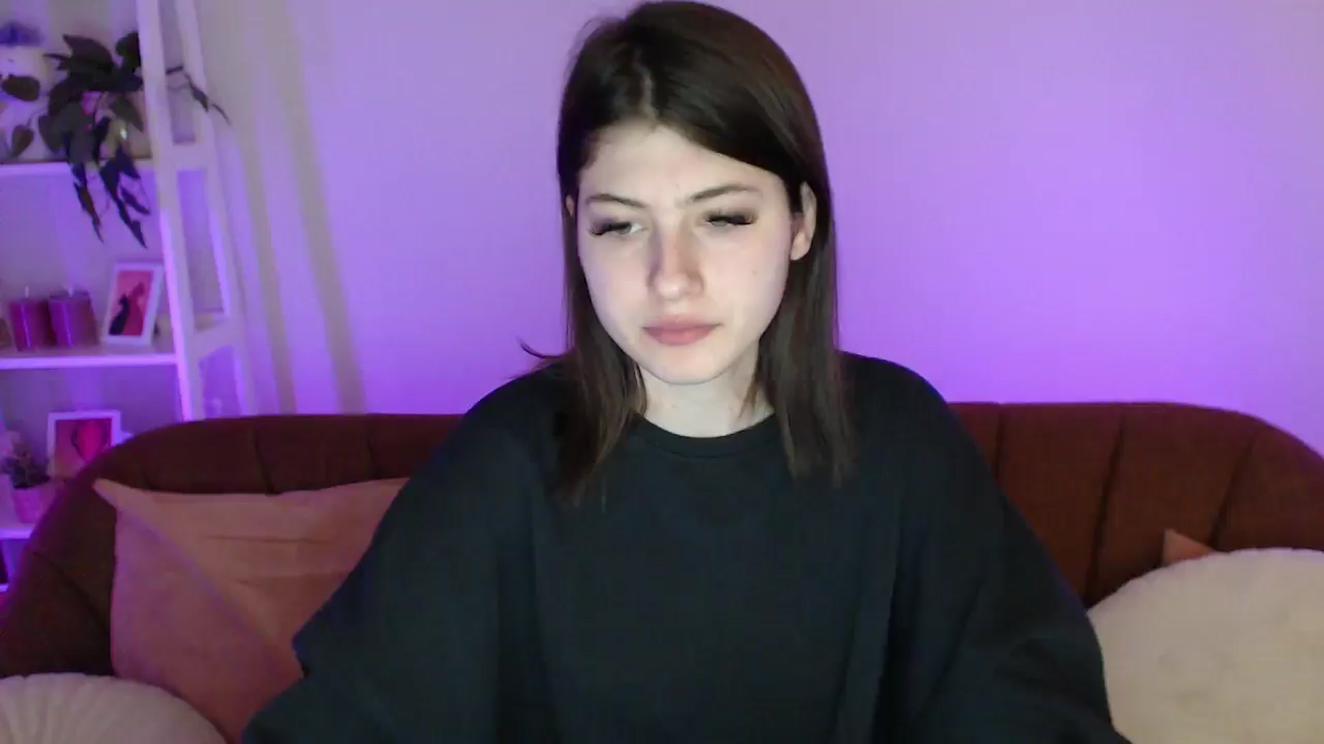Gallery image thumbnail from AlisaElmers's myfreecams stream on, 04/13/2026, 12:22 image 2 of 20