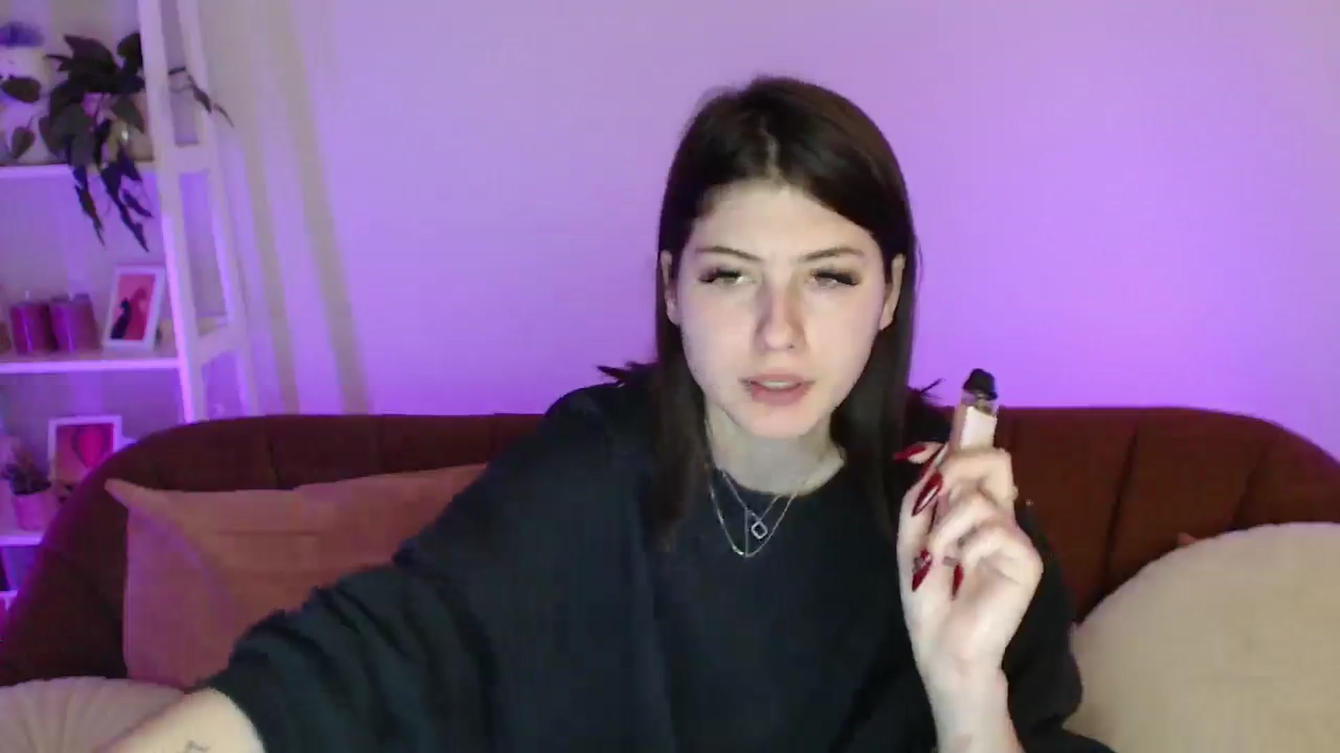 Gallery image thumbnail from AlisaElmers's myfreecams stream on, 04/13/2026, 12:22 image 15 of 20