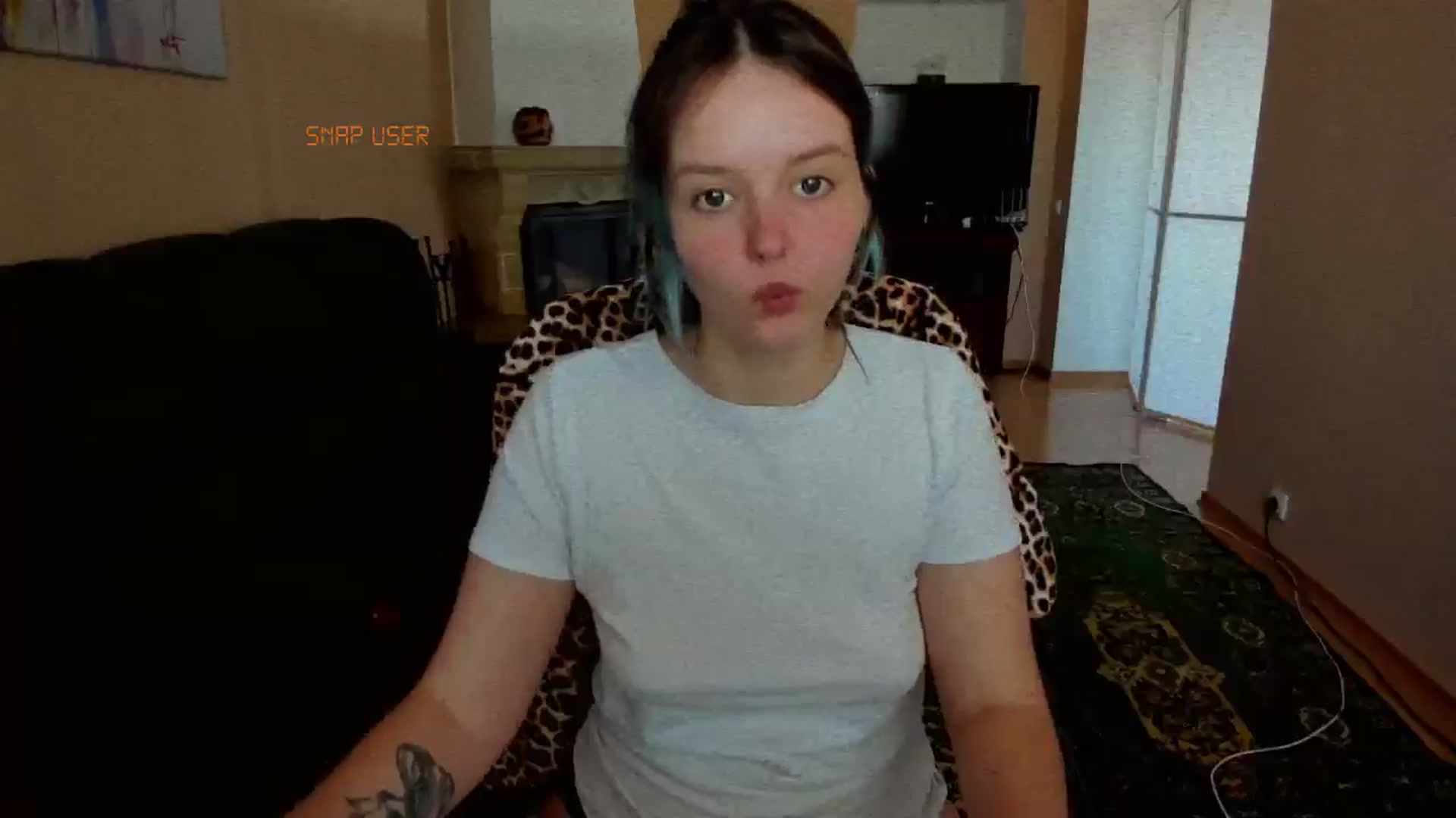 Gallery image thumbnail from AlisaRock's myfreecams stream on, 04/21/2025, 14:14 image 16 of 20