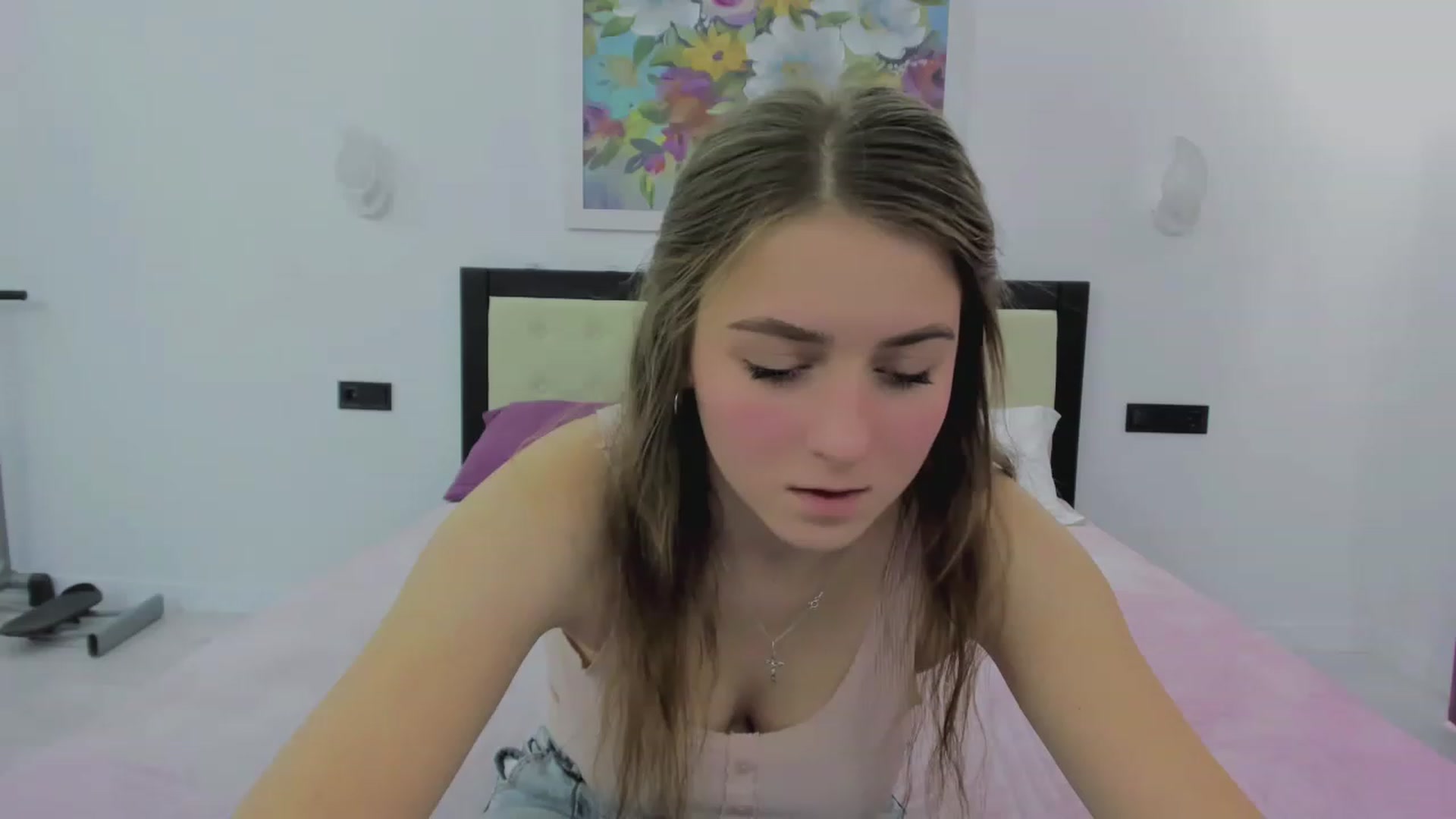 Gallery image thumbnail from AlisaSunshine's myfreecams stream on, 11/22/2022, 11:33 image 10 of 20