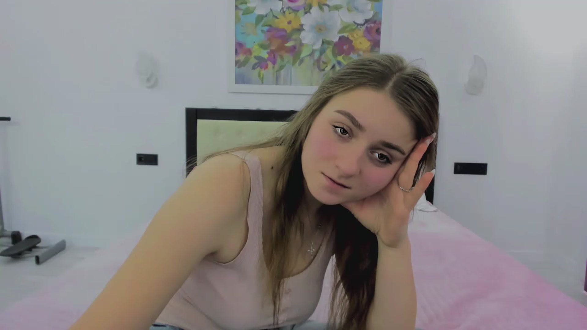 Gallery image thumbnail from AlisaSunshine's myfreecams stream on, 11/22/2022, 12:01 image 11 of 20