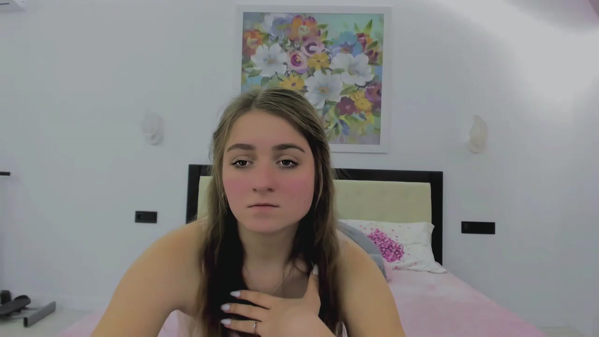 Gallery image thumbnail from AlisaSunshine's myfreecams stream on, 11/22/2022, 12:01 image 19 of 20