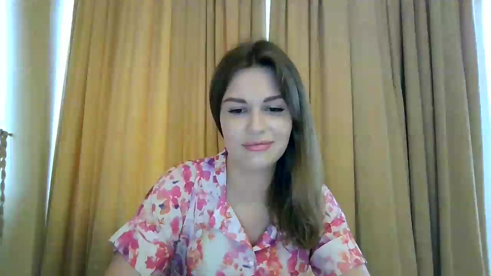 Gallery image thumbnail from Alisaaaa1's myfreecams stream on, 08/09/2026, 14:49 image 2 of 20