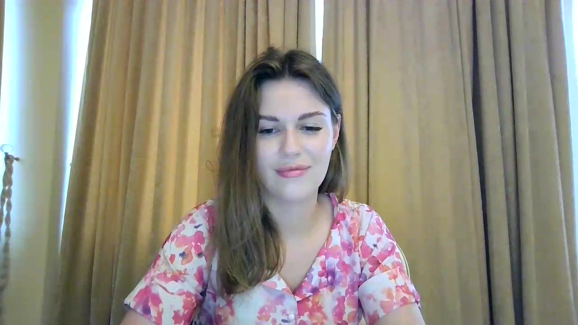 Gallery image thumbnail from Alisaaaa1's myfreecams stream on, 08/09/2026, 14:49 image 17 of 20