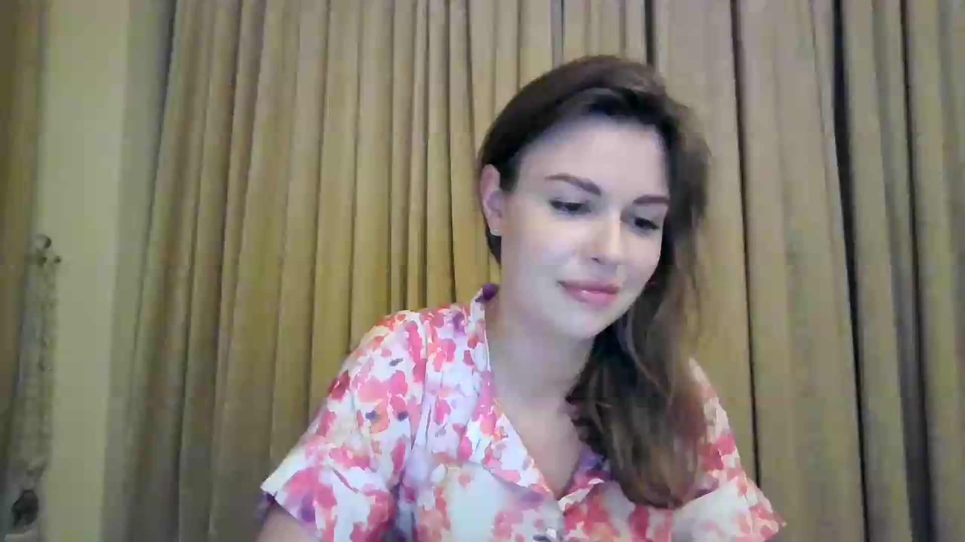 Gallery image thumbnail from Alisaaaa1's myfreecams stream on, 08/09/2026, 18:09 image 18 of 20