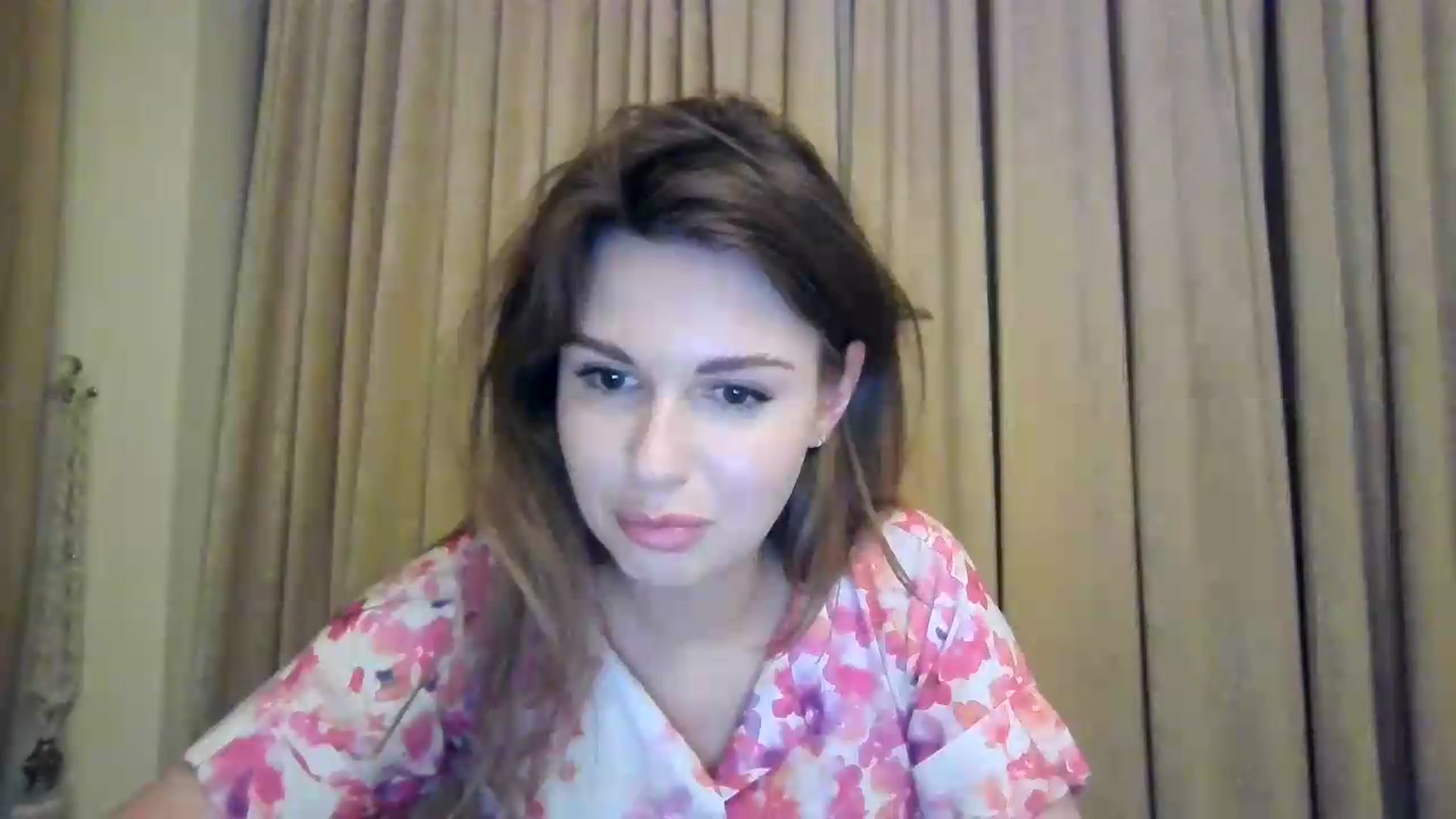Gallery image thumbnail from Alisaaaa1's myfreecams stream on, 08/09/2026, 18:28 image 18 of 20
