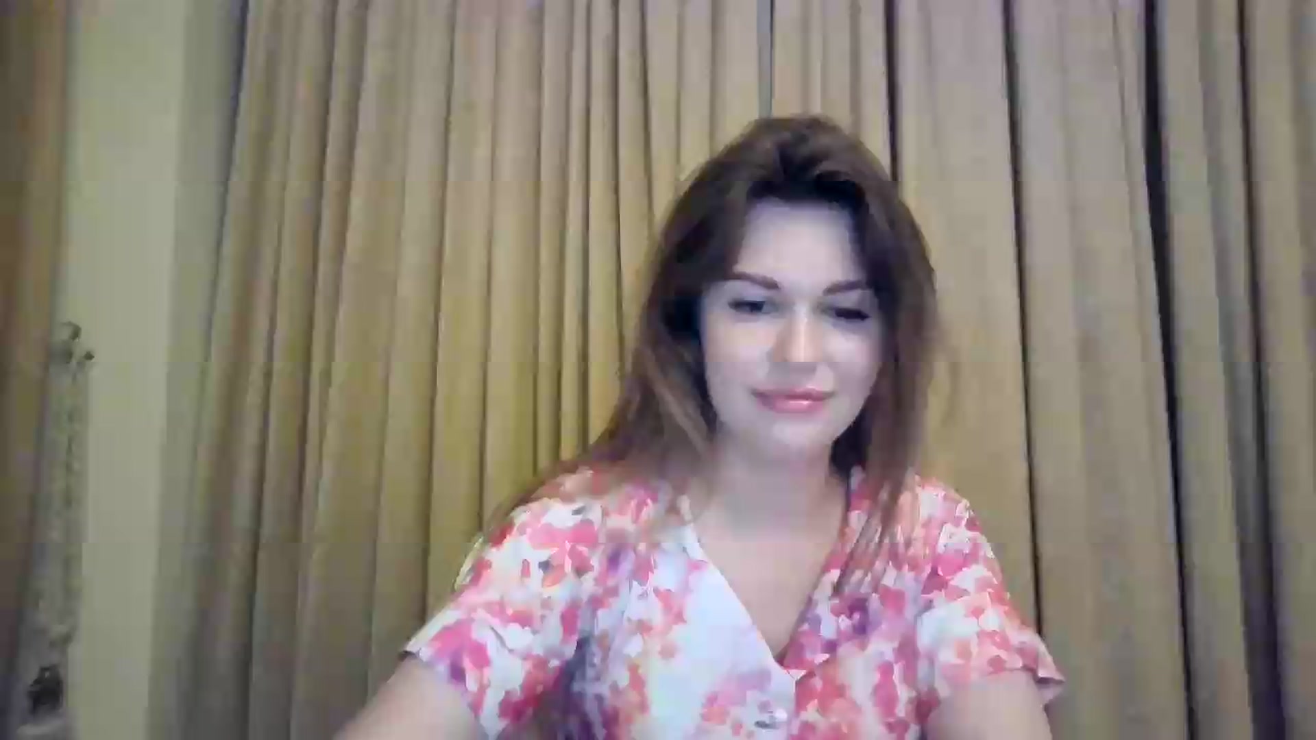 Gallery image thumbnail from Alisaaaa1's myfreecams stream on, 08/09/2026, 18:28 image 16 of 20