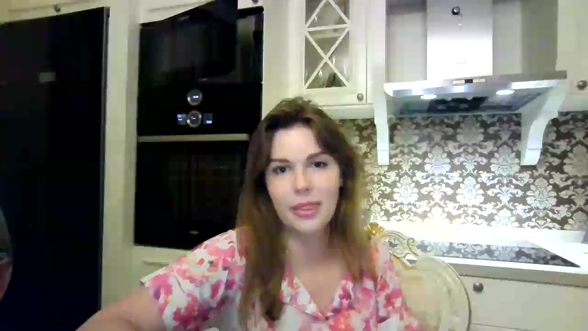 Gallery image thumbnail from Alisaaaa1's myfreecams stream on, 08/09/2026, 23:12 image 1 of 20