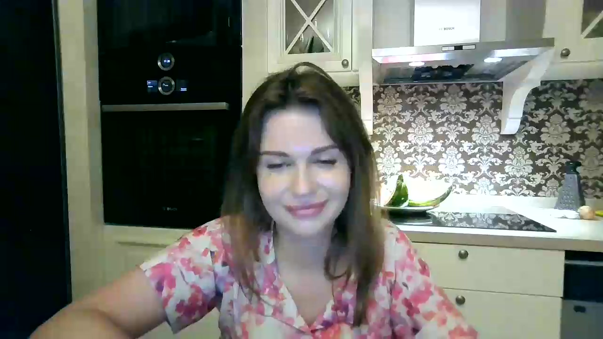 Gallery image thumbnail from Alisaaaa1's myfreecams stream on, 08/09/2026, 23:55 image 14 of 20