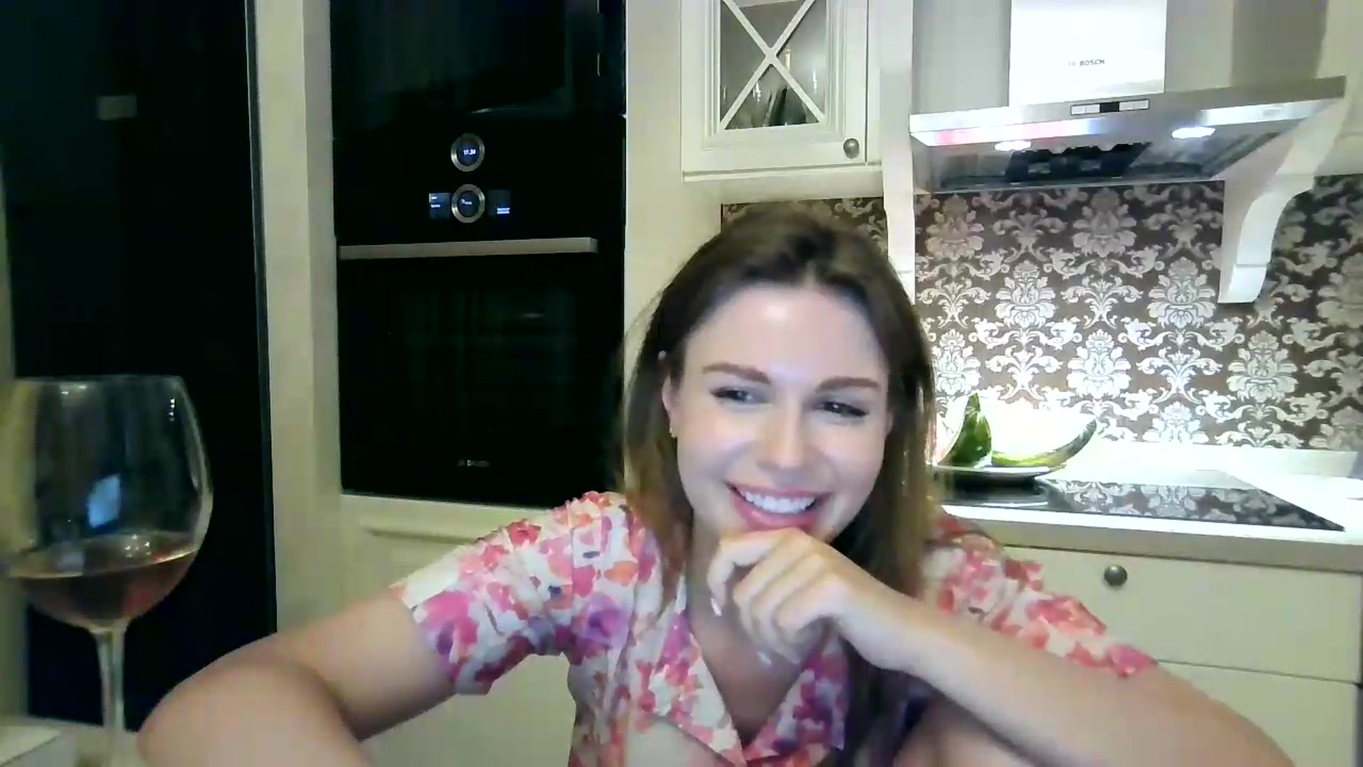 Gallery image thumbnail from Alisaaaa1's myfreecams stream on, 08/09/2026, 23:55 image 6 of 20