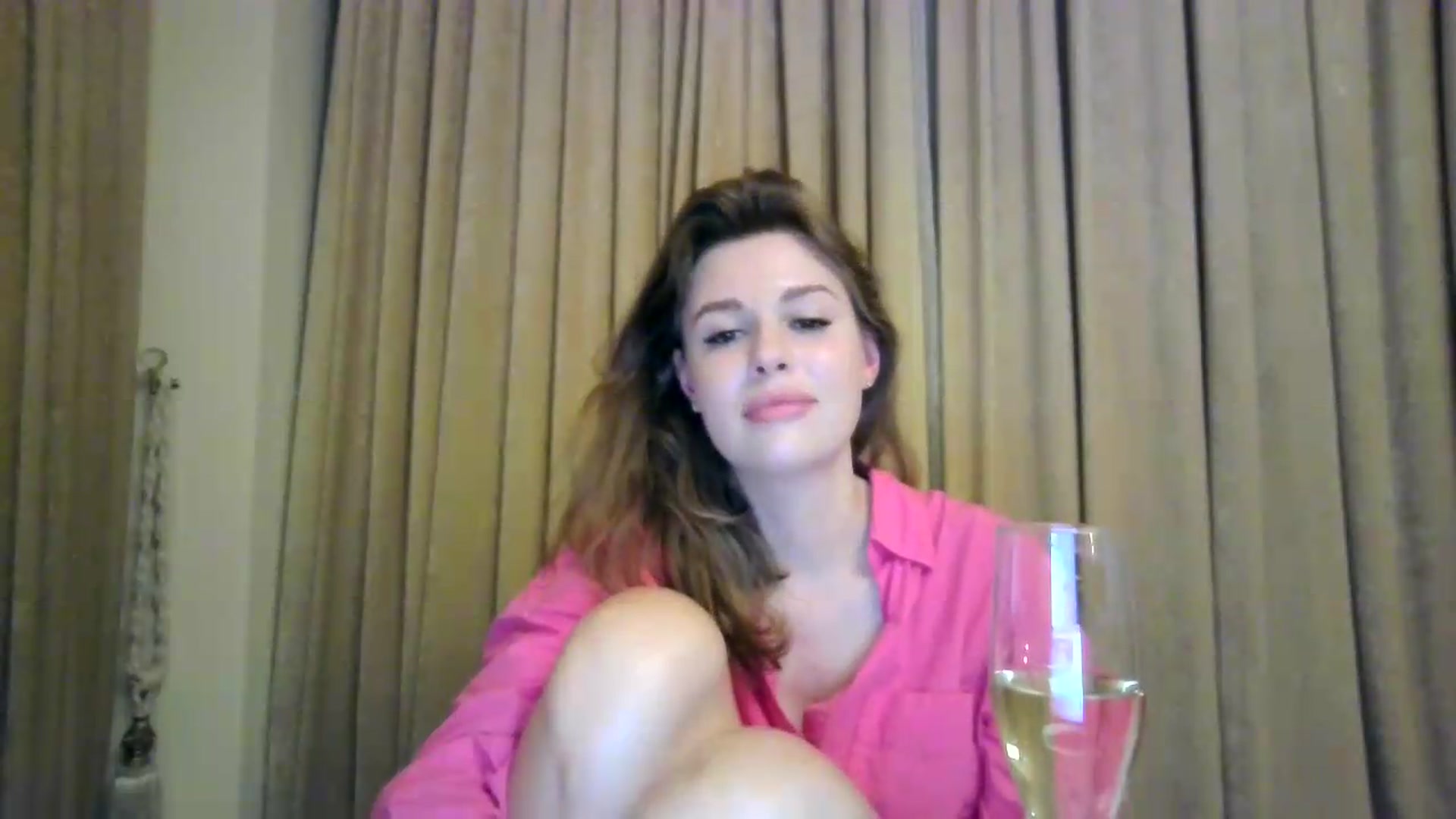 Gallery image thumbnail from Alisaaaa1's myfreecams stream on, 08/11/2026, 22:40 image 19 of 20