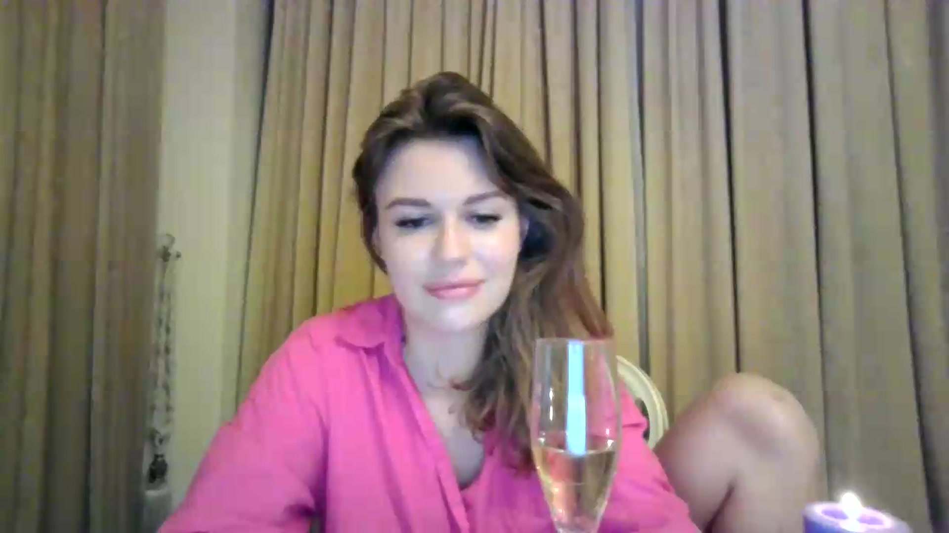 Gallery image thumbnail from Alisaaaa1's myfreecams stream on, 08/11/2026, 22:40 image 2 of 20