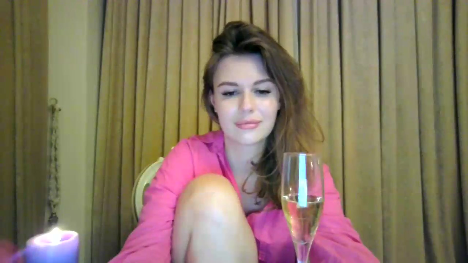 Gallery image thumbnail from Alisaaaa1's myfreecams stream on, 08/12/2026, 01:14 image 2 of 20