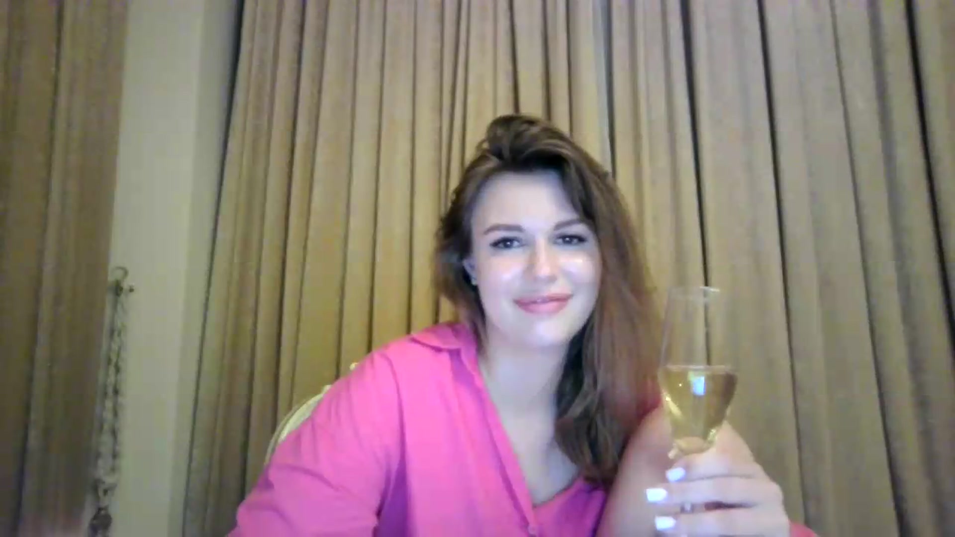Gallery image thumbnail from Alisaaaa1's myfreecams stream on, 08/12/2026, 01:14 image 12 of 20