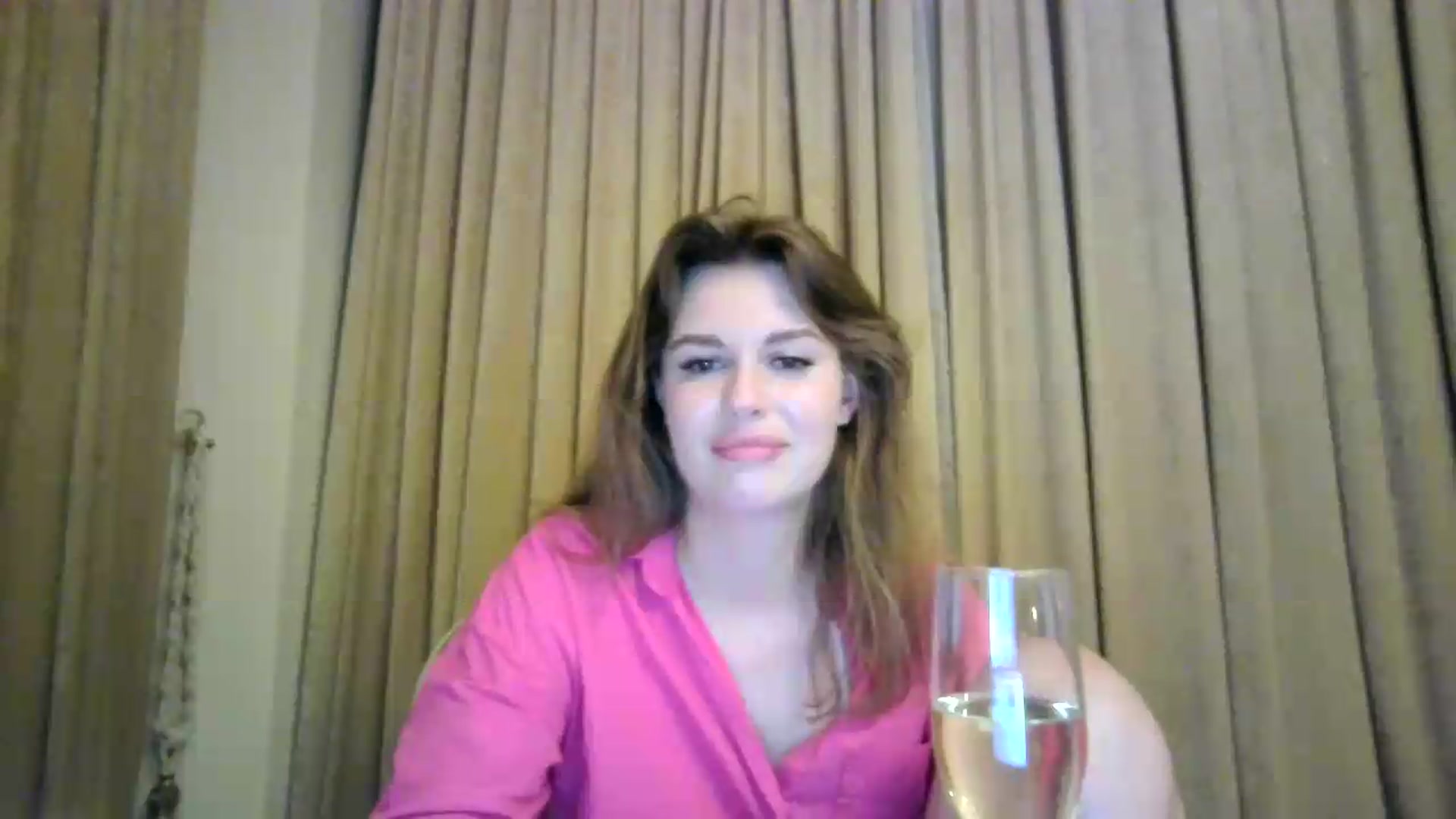Gallery image thumbnail from Alisaaaa1's myfreecams stream on, 08/12/2026, 01:14 image 18 of 20
