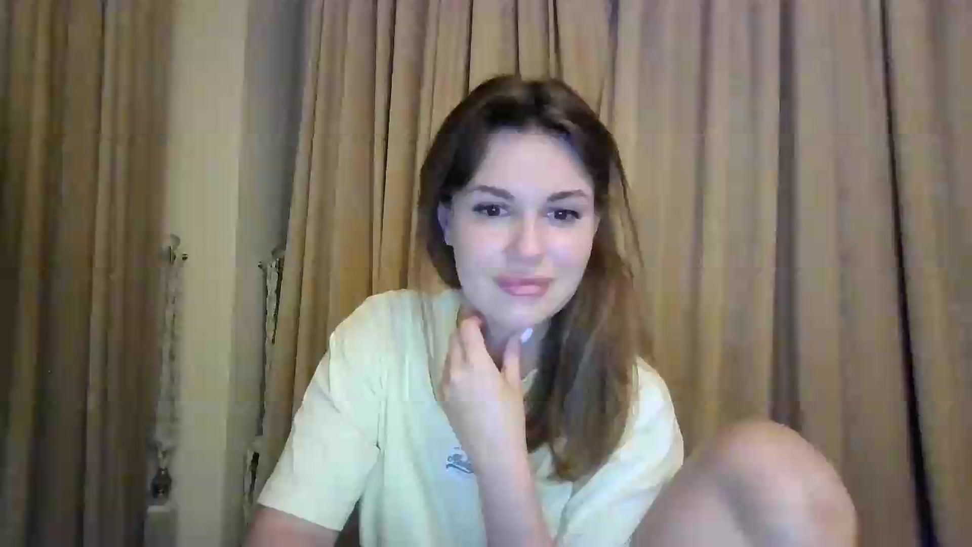 Gallery image thumbnail from Alisaaaa1's myfreecams stream on, 08/20/2026, 20:59 image 18 of 20