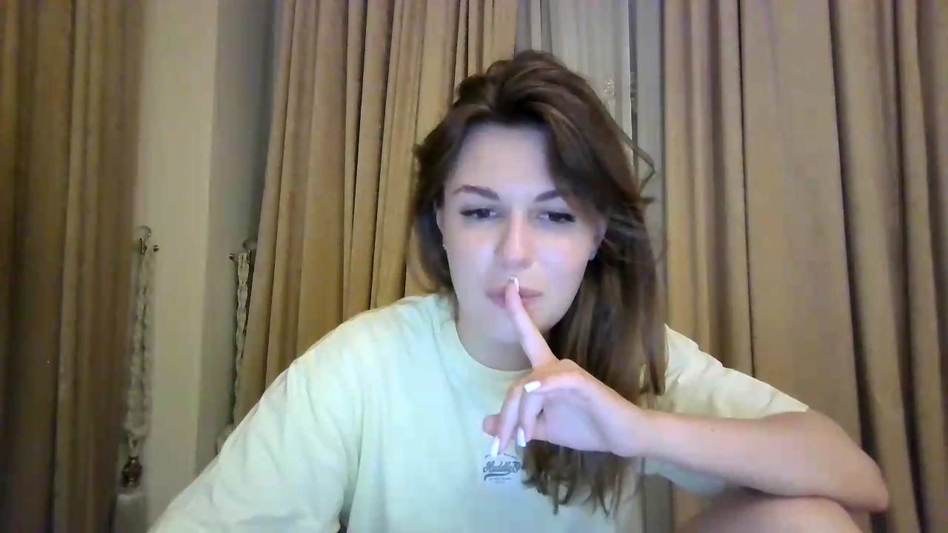 Gallery image thumbnail from Alisaaaa1's myfreecams stream on, 08/20/2026, 20:59 image 8 of 20
