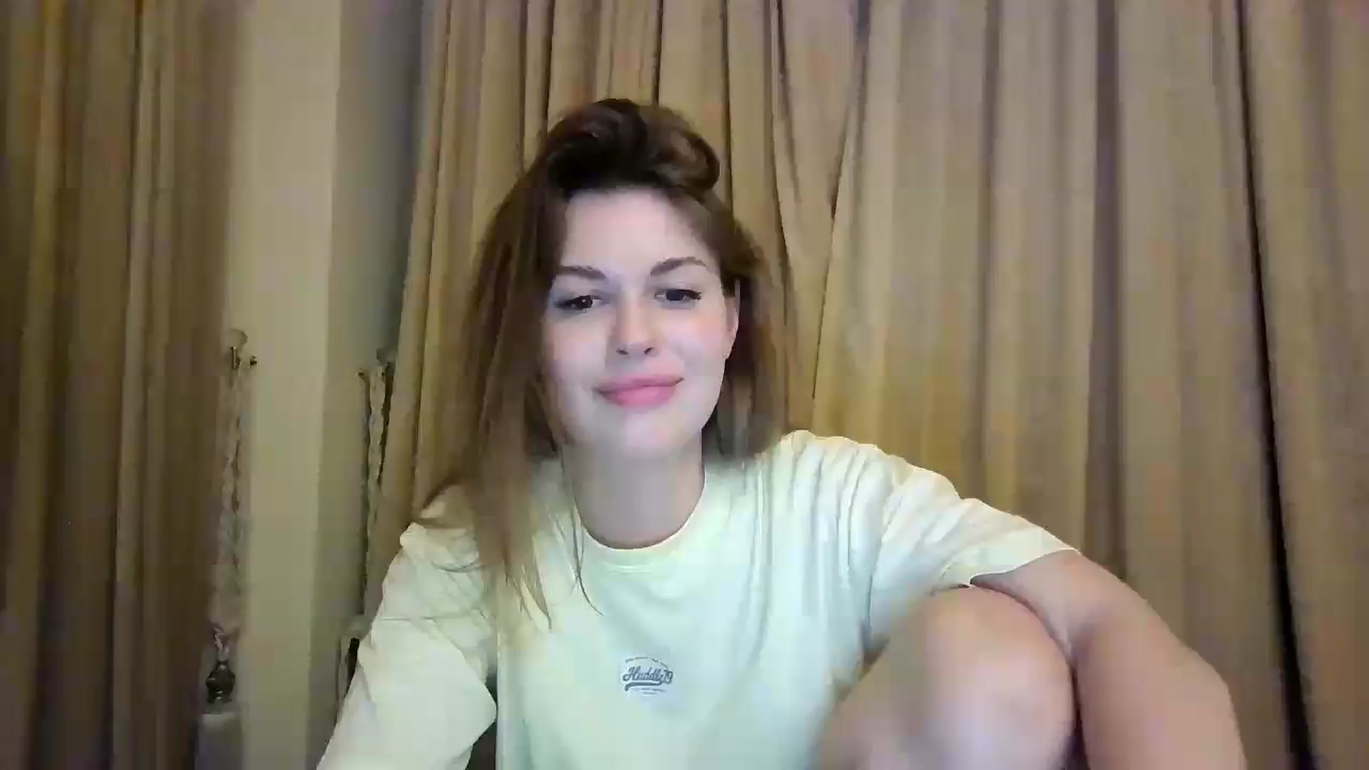 Gallery image thumbnail from Alisaaaa1's myfreecams stream on, 08/20/2026, 20:59 image 16 of 20
