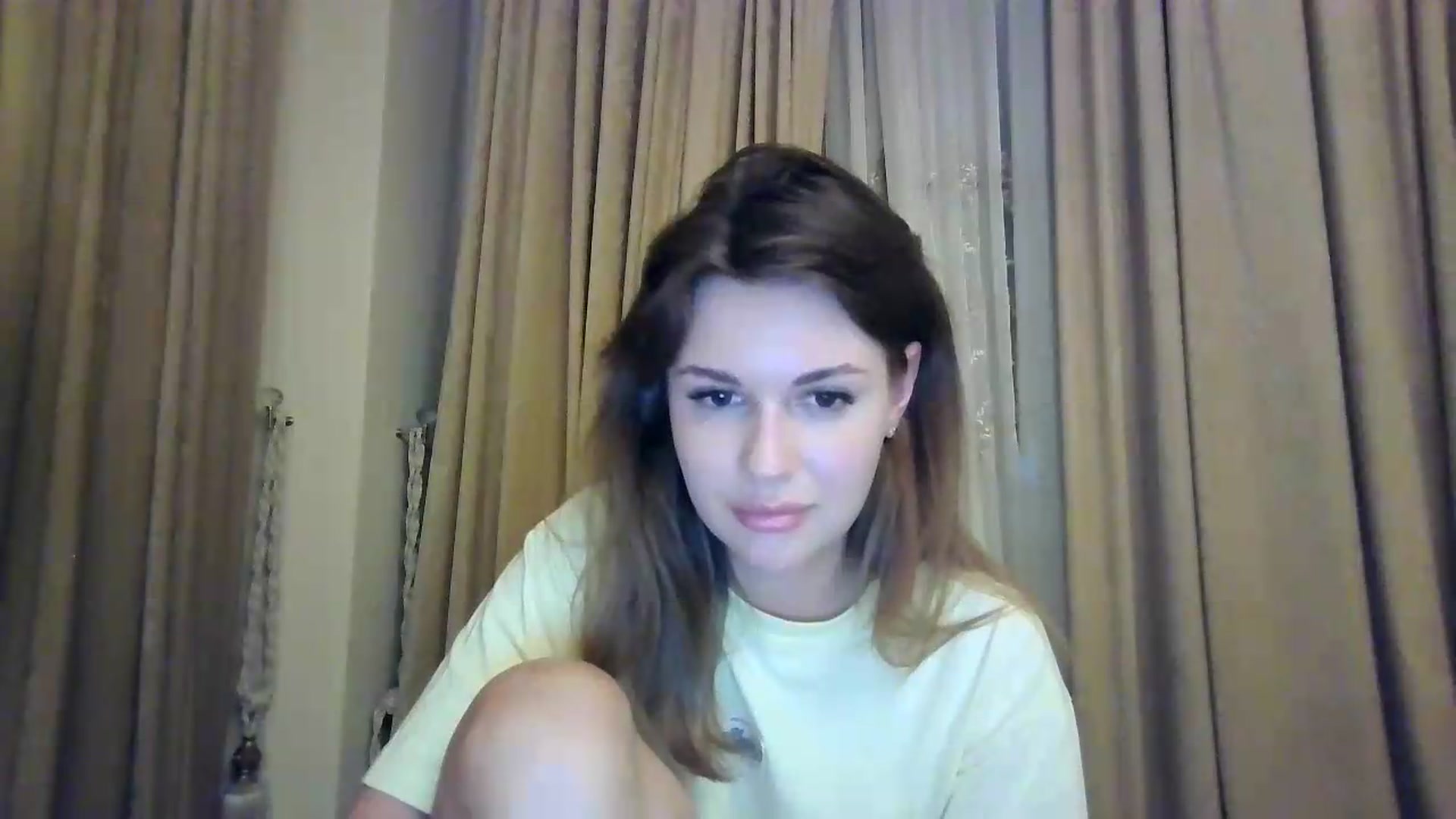 Gallery image thumbnail from Alisaaaa1's myfreecams stream on, 08/20/2026, 20:59 image 3 of 20