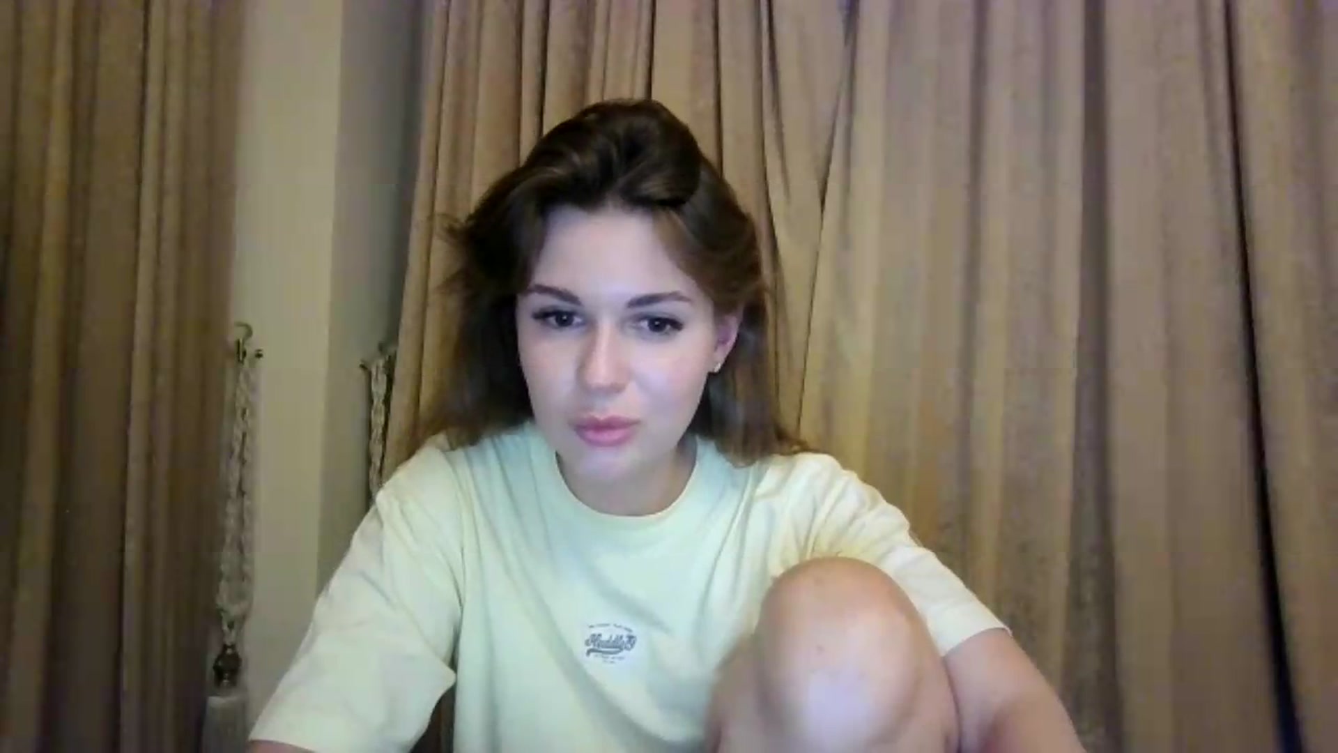Gallery image thumbnail from Alisaaaa1's myfreecams stream on, 08/20/2026, 20:59 image 19 of 20