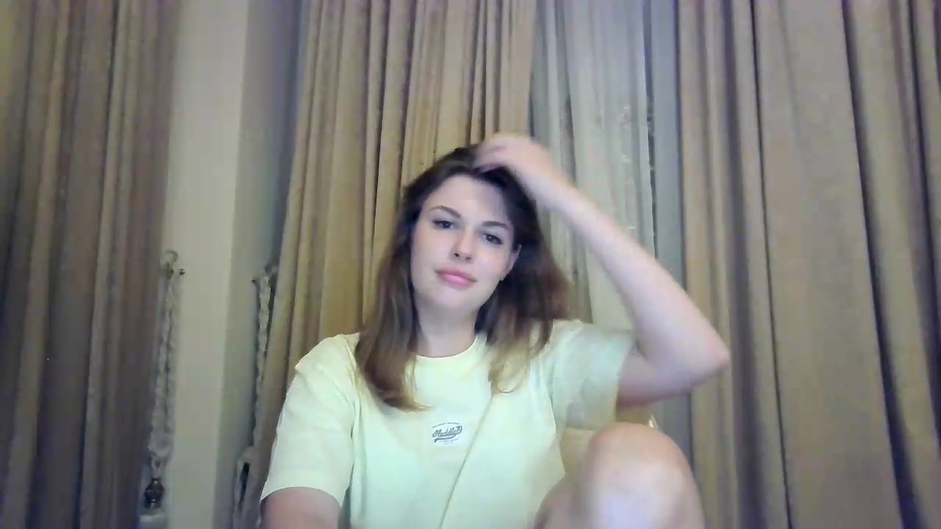 Gallery image thumbnail from Alisaaaa1's myfreecams stream on, 08/20/2026, 20:59 image 5 of 20