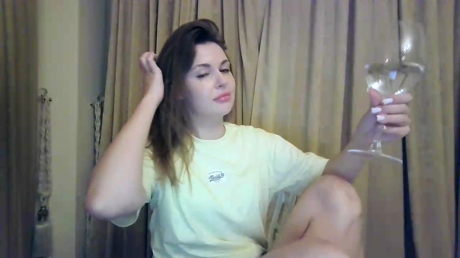 Gallery image thumbnail from Alisaaaa1's myfreecams stream on, 08/20/2026, 21:38 image 20 of 20