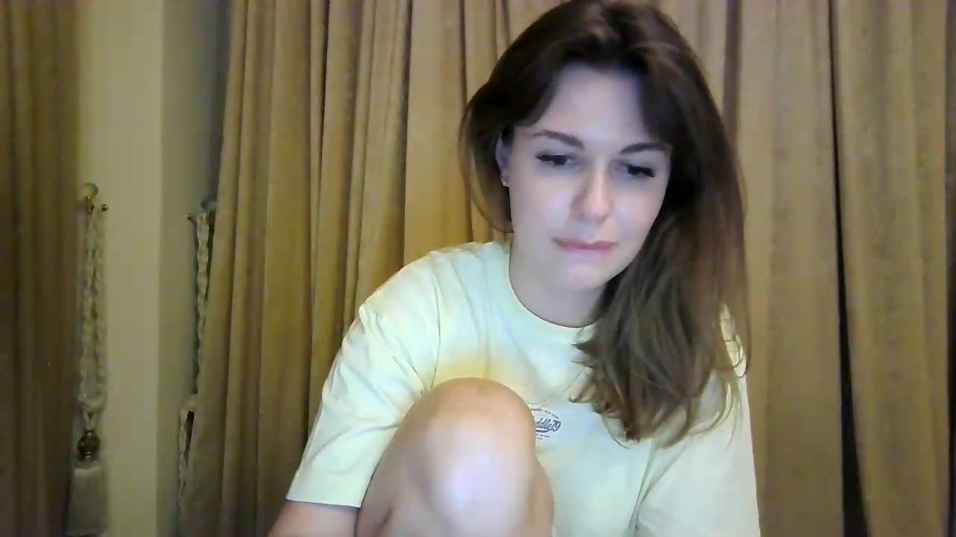 Gallery image thumbnail from Alisaaaa1's myfreecams stream on, 08/20/2026, 21:38 image 12 of 20