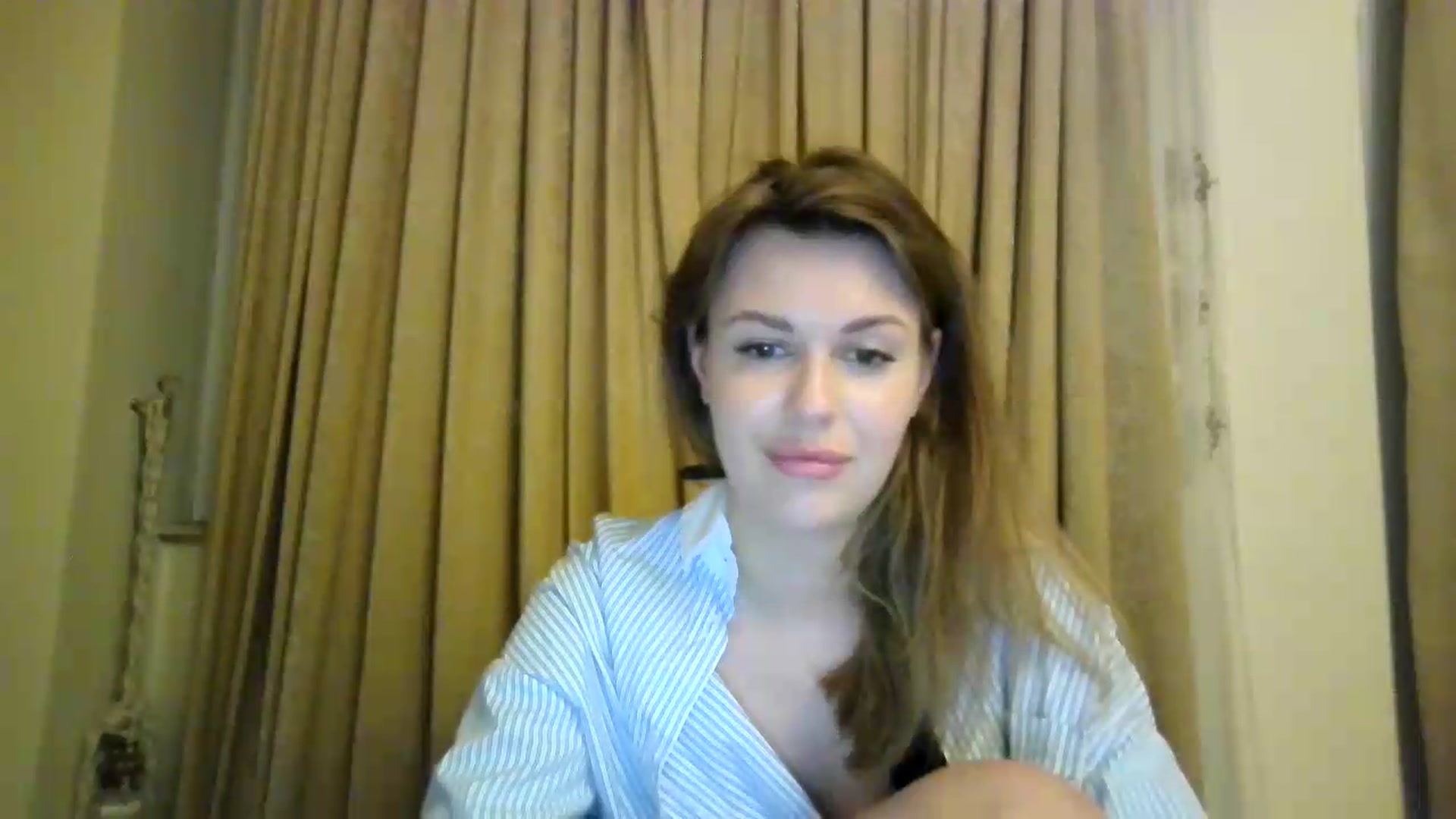 Gallery image thumbnail from Alisaaaa1's myfreecams stream on, 08/22/2026, 24:21 image 5 of 20