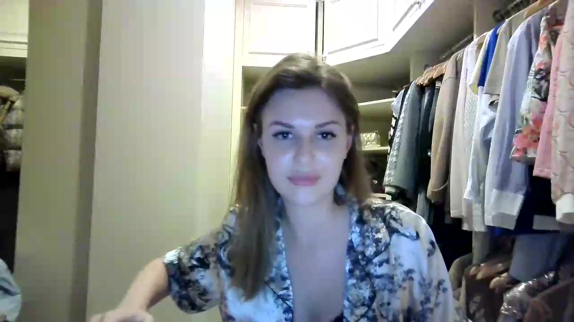 Gallery image thumbnail from Alisaaaa1's myfreecams stream on, 08/24/2026, 20:40 image 16 of 20