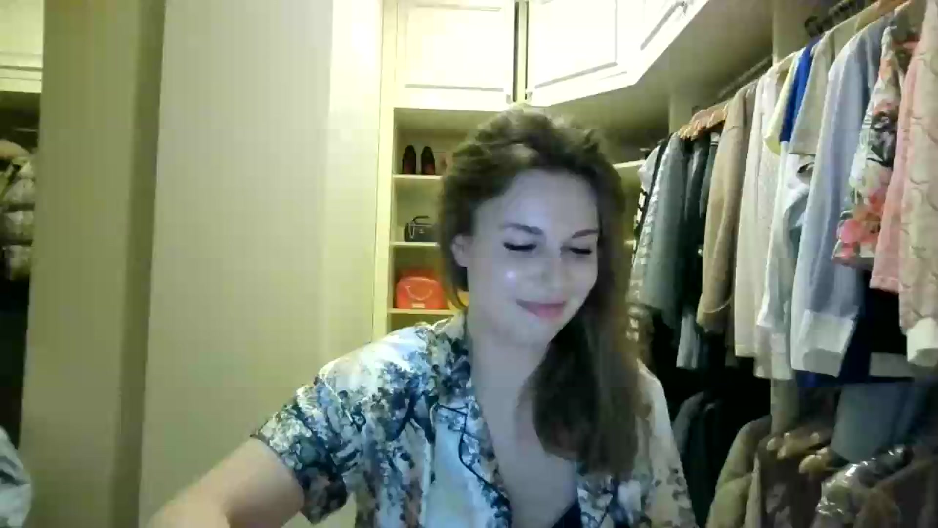 Gallery image thumbnail from Alisaaaa1's myfreecams stream on, 08/24/2026, 20:40 image 2 of 20
