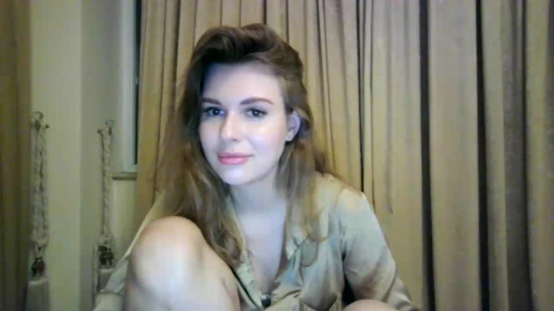 Gallery image thumbnail from Alisaaaa1's myfreecams stream on, 08/26/2026, 22:51 image 9 of 20