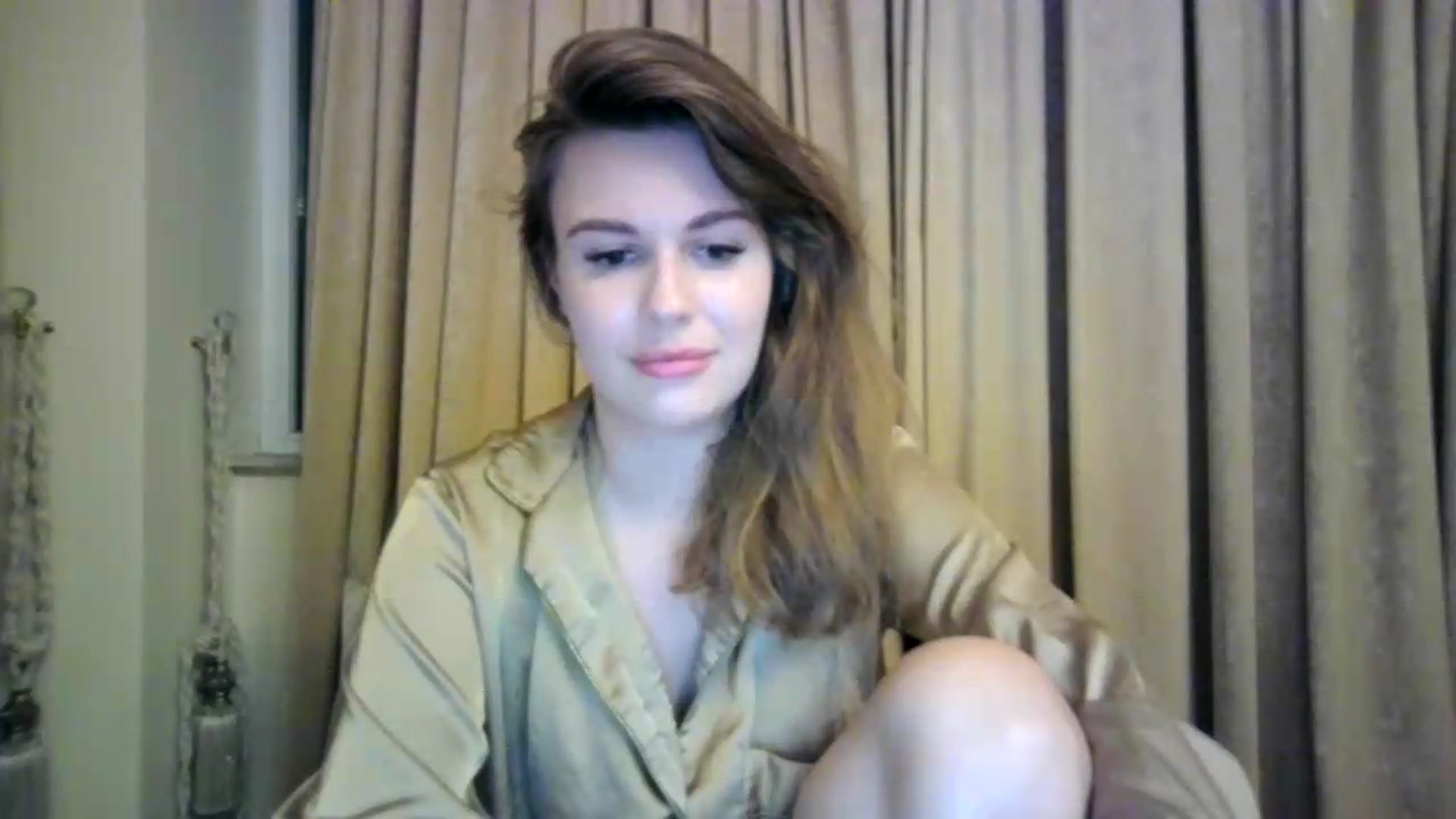 Gallery image thumbnail from Alisaaaa1's myfreecams stream on, 08/26/2026, 22:51 image 5 of 20
