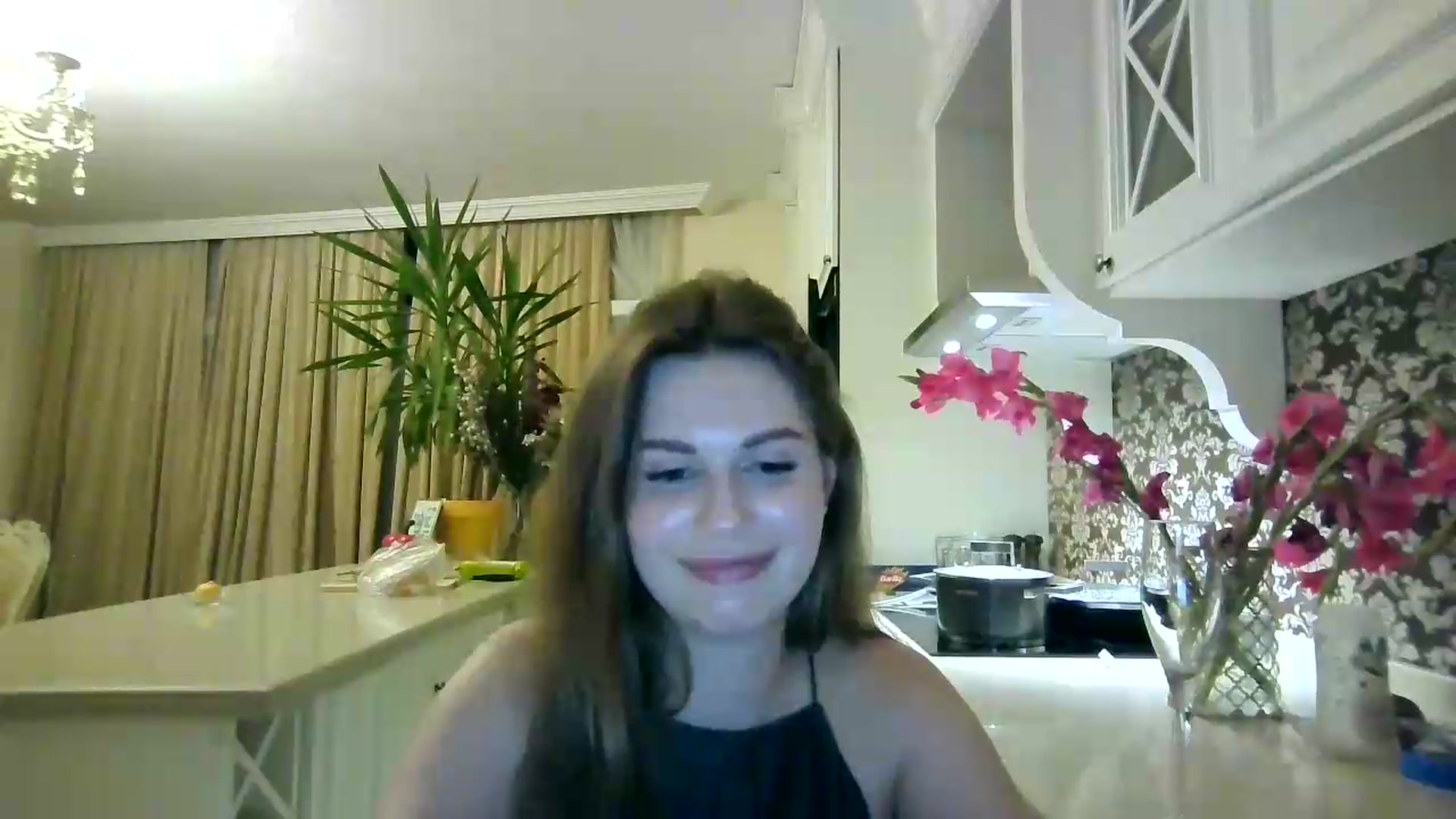 Gallery image thumbnail from Alisaaaa1's myfreecams stream on, 08/29/2026, 22:16 image 5 of 20