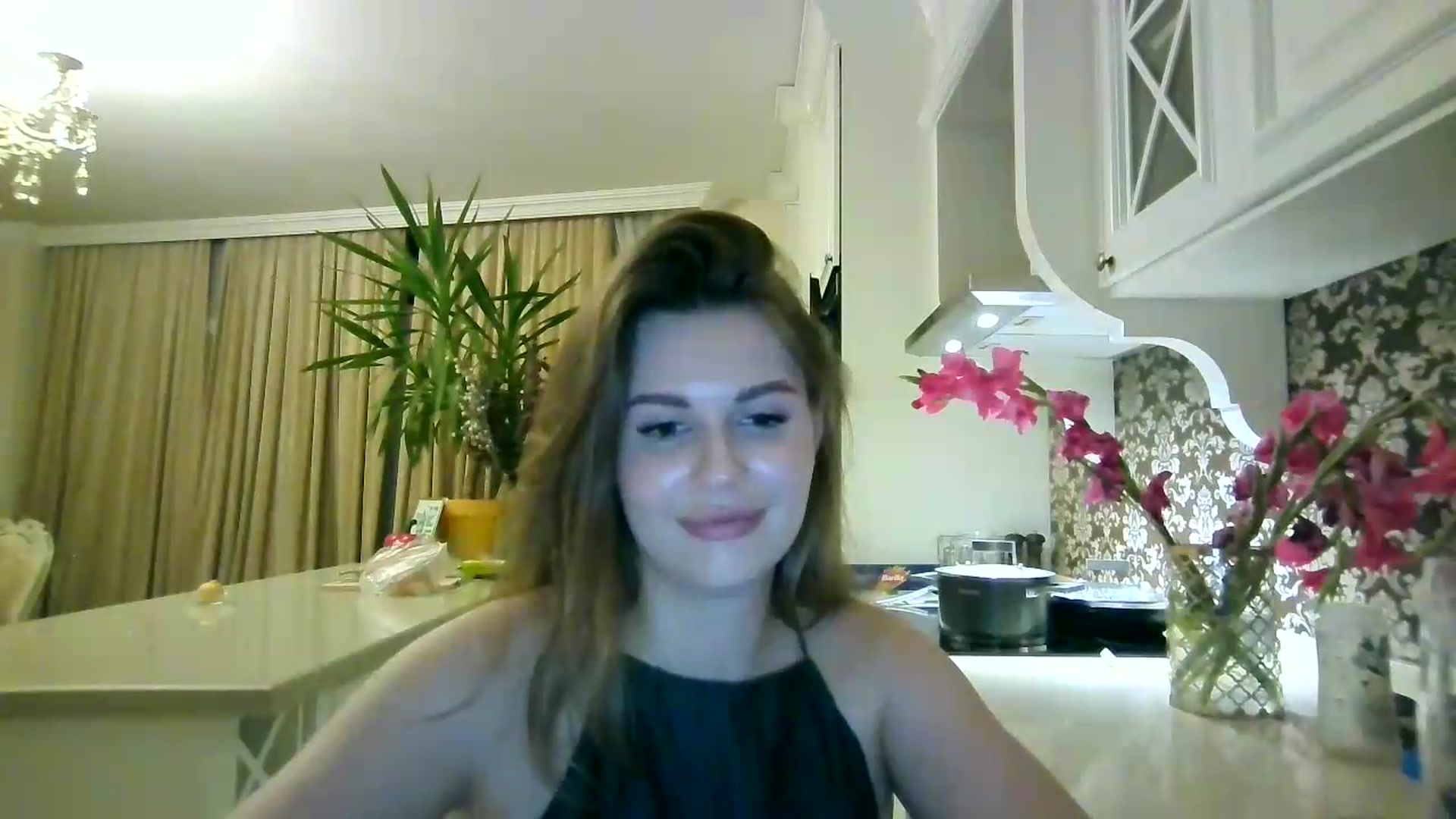 Gallery image thumbnail from Alisaaaa1's myfreecams stream on, 08/29/2026, 22:16 image 19 of 20