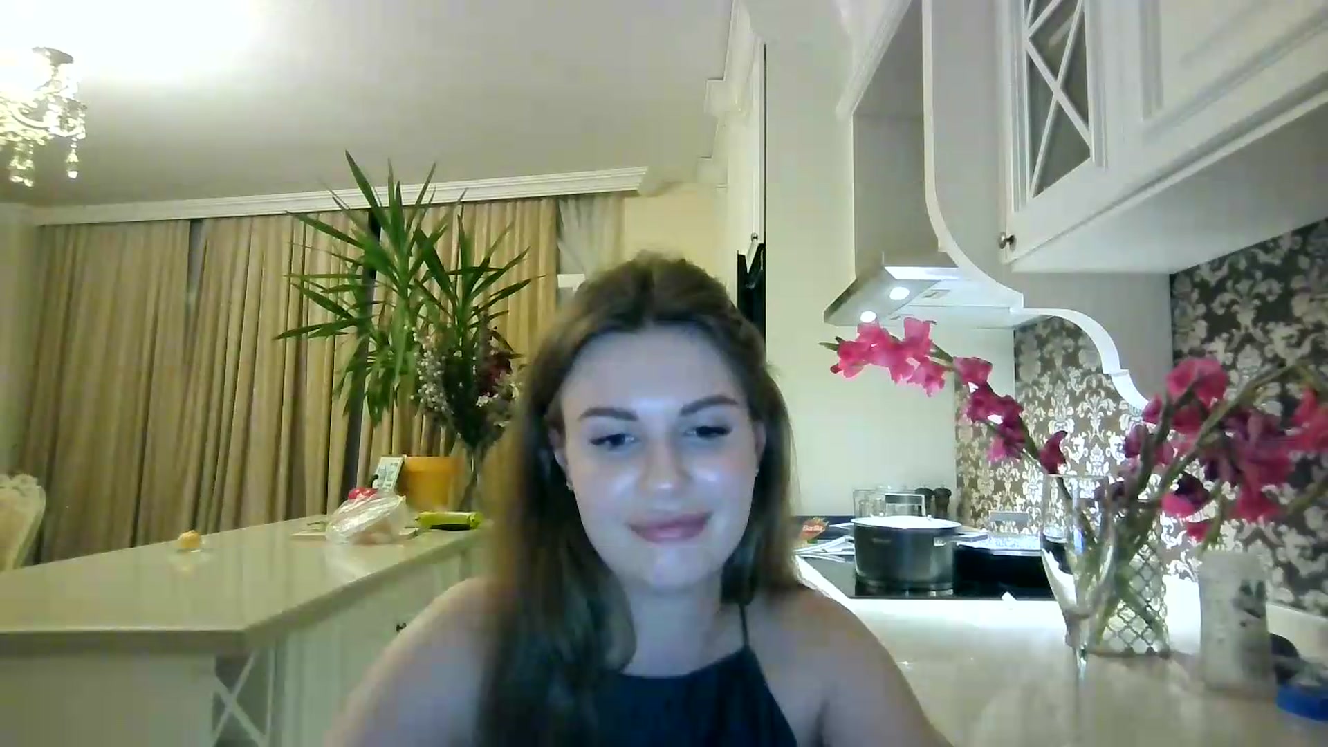 Gallery image thumbnail from Alisaaaa1's myfreecams stream on, 08/29/2026, 22:16 image 6 of 20