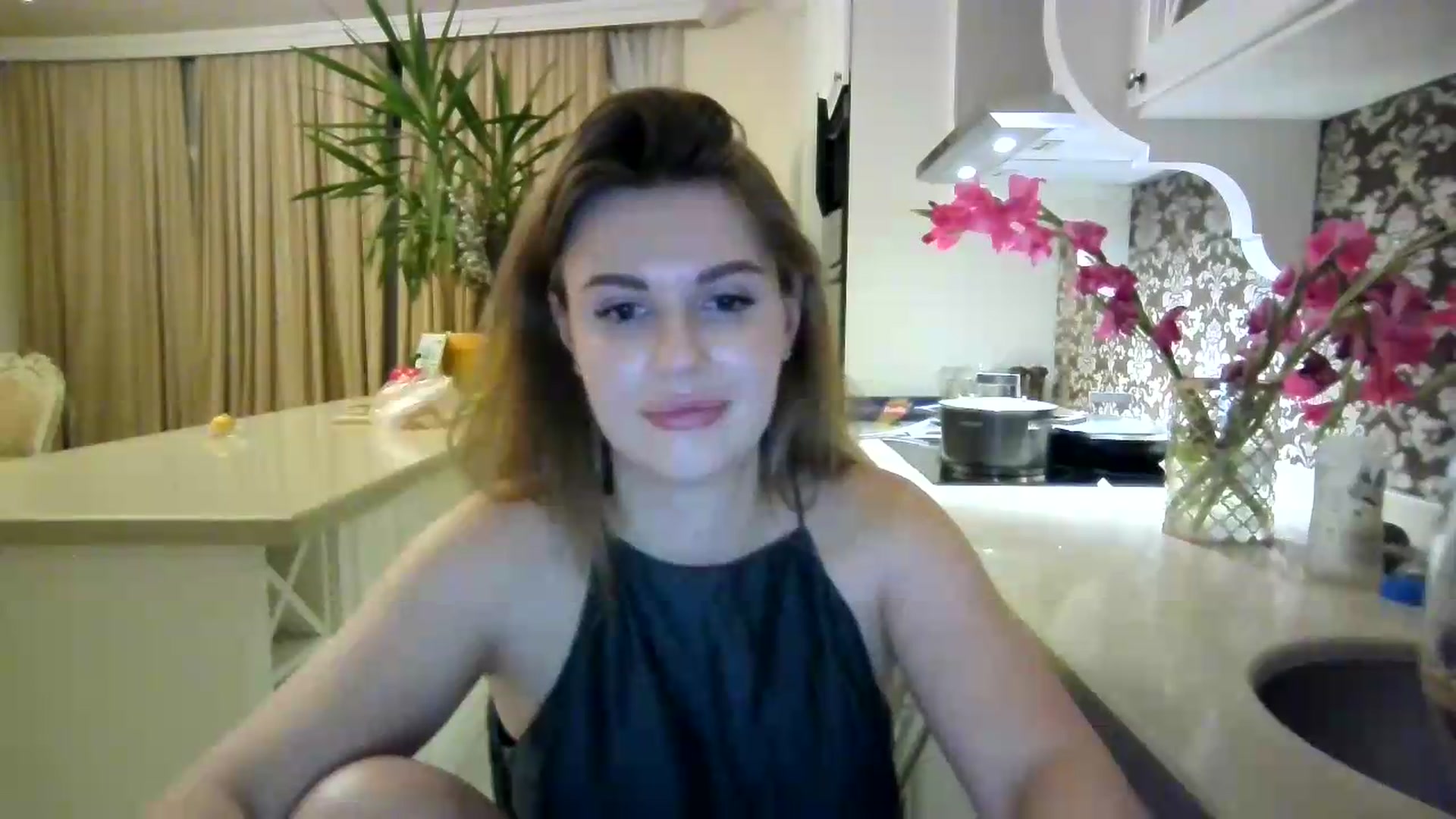 Gallery image thumbnail from Alisaaaa1's myfreecams stream on, 08/29/2026, 23:41 image 13 of 20