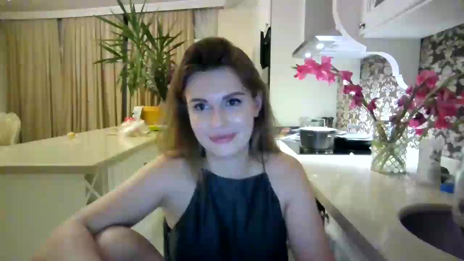 Gallery image thumbnail from Alisaaaa1's myfreecams stream on, 08/29/2026, 23:41 image 12 of 20