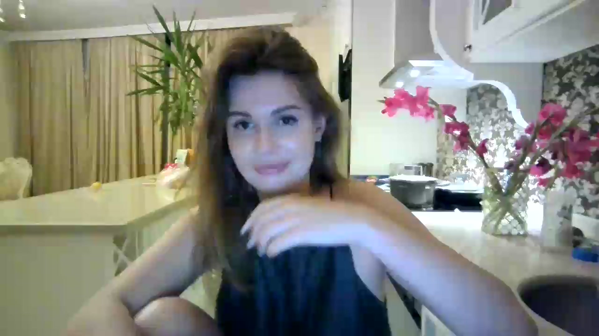 Gallery image thumbnail from Alisaaaa1's myfreecams stream on, 08/30/2026, 24:19 image 20 of 20