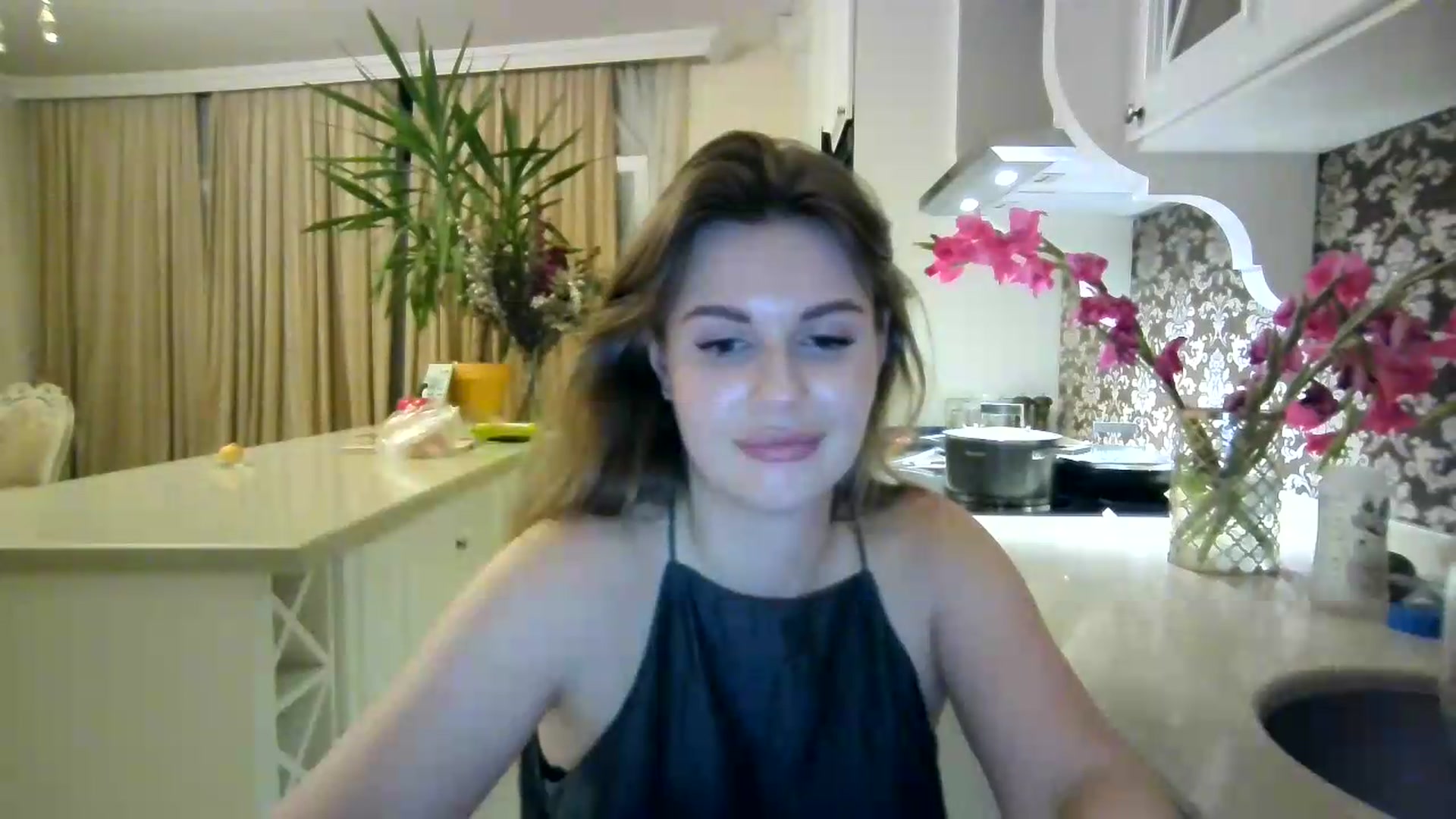 Gallery image thumbnail from Alisaaaa1's myfreecams stream on, 08/30/2026, 24:19 image 2 of 20