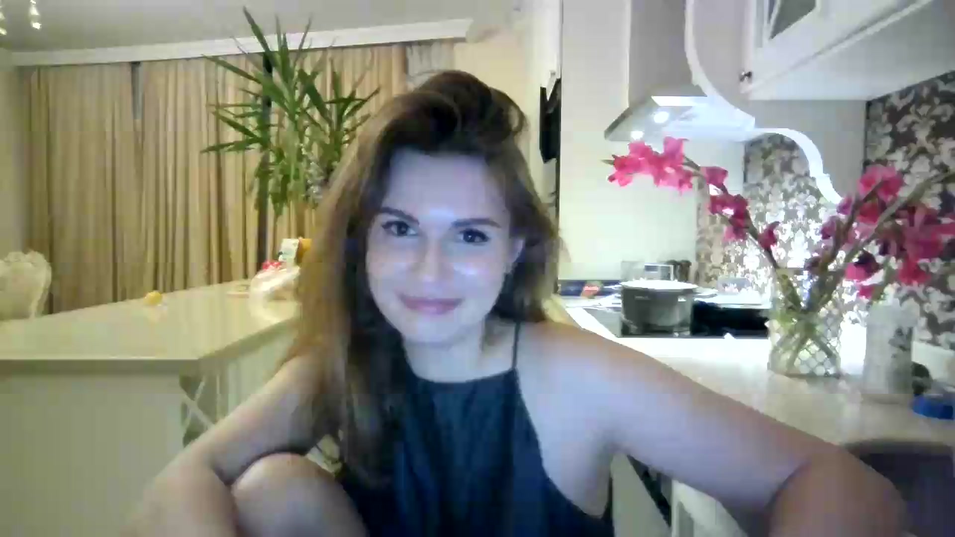 Gallery image thumbnail from Alisaaaa1's myfreecams stream on, 08/30/2026, 24:19 image 19 of 20