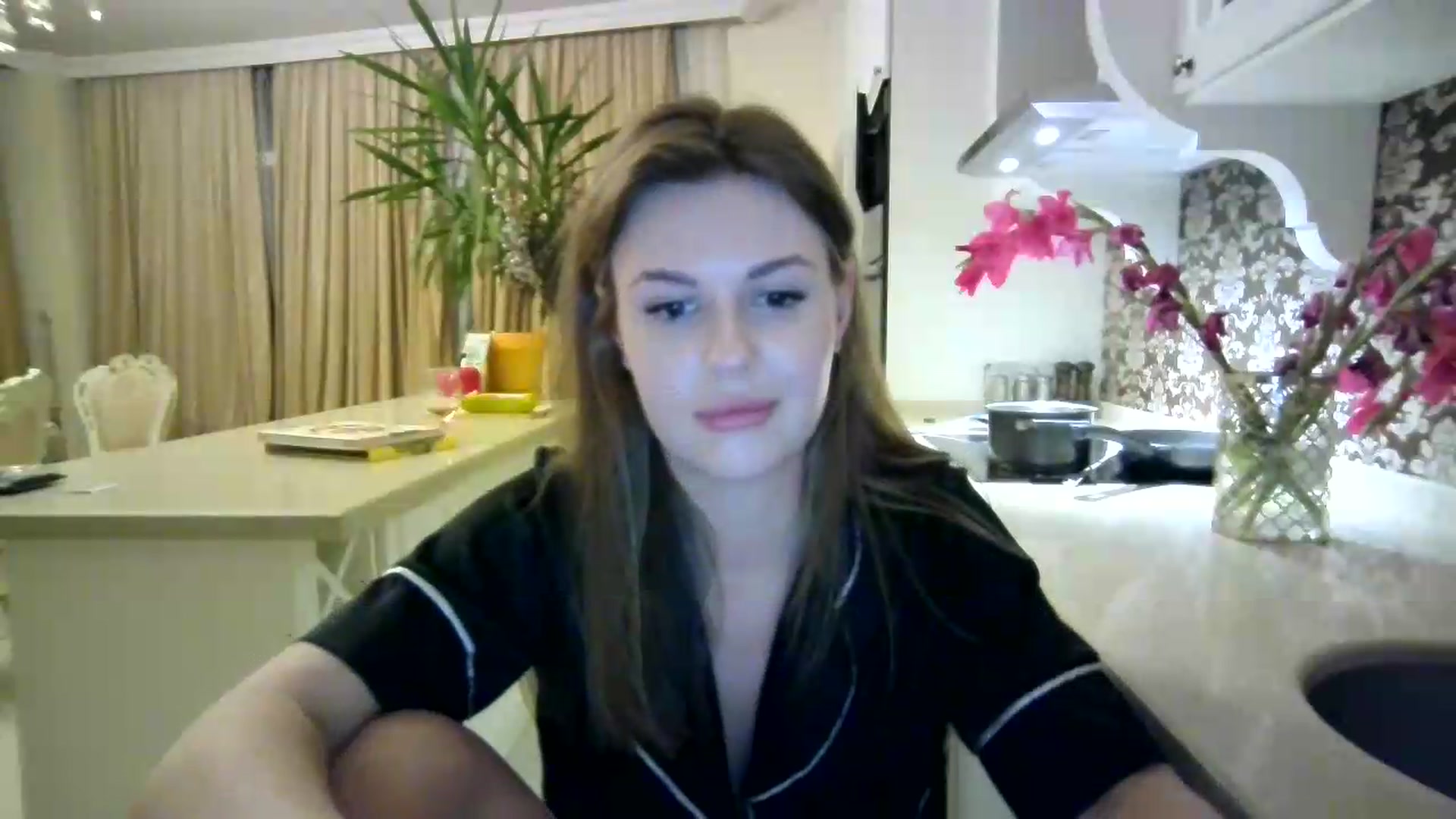 Gallery image thumbnail from Alisaaaa1's myfreecams stream on, 08/30/2026, 22:19 image 4 of 20