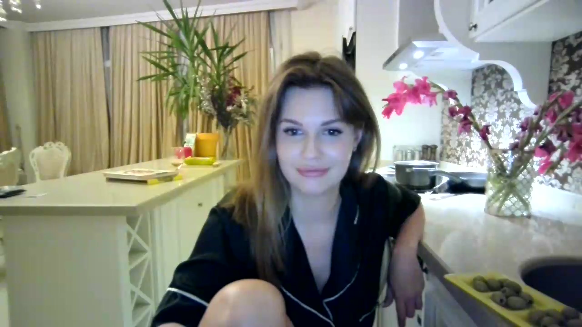 Gallery image thumbnail from Alisaaaa1's myfreecams stream on, 08/30/2026, 22:19 image 6 of 20