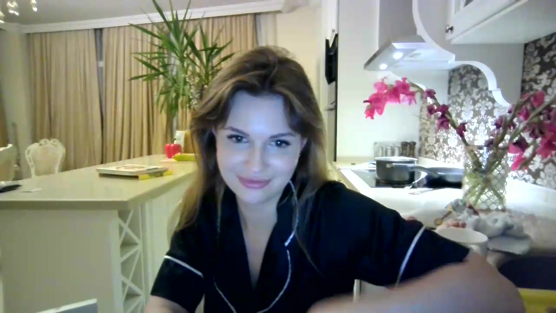 Gallery image thumbnail from Alisaaaa1's myfreecams stream on, 08/31/2026, 24:27 image 8 of 20