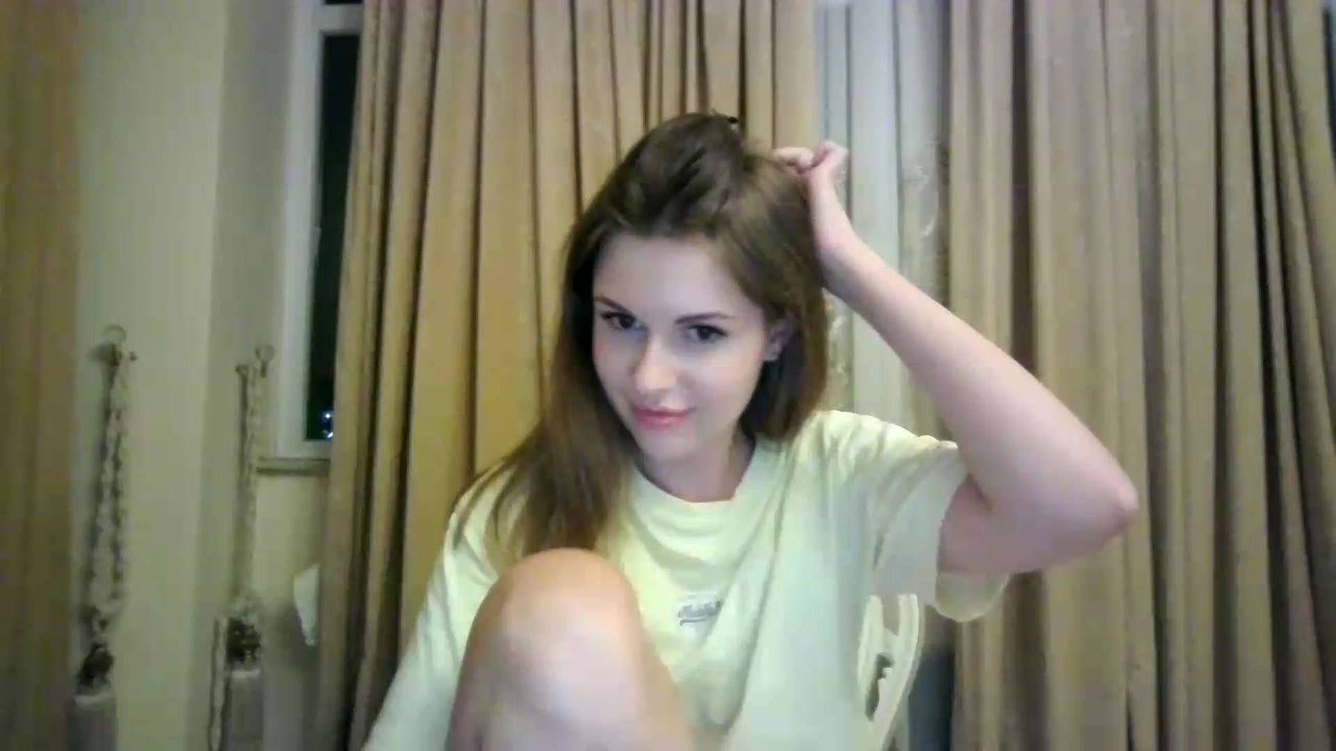 Gallery image thumbnail from Alisaaaa1's myfreecams stream on, 09/06/2026, 22:17 image 3 of 20